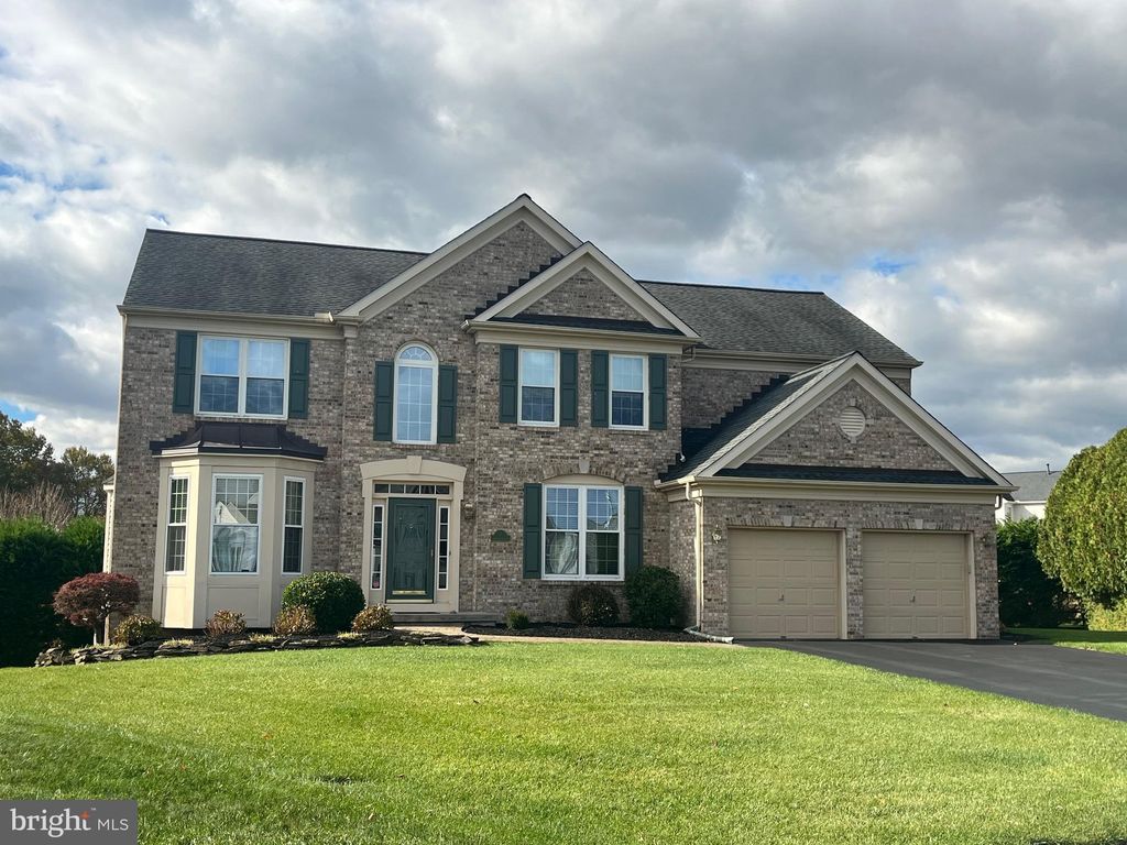 Photo of 7 Warbler Court, NEWARK, DE 19711 (MLS # DENC2092338)