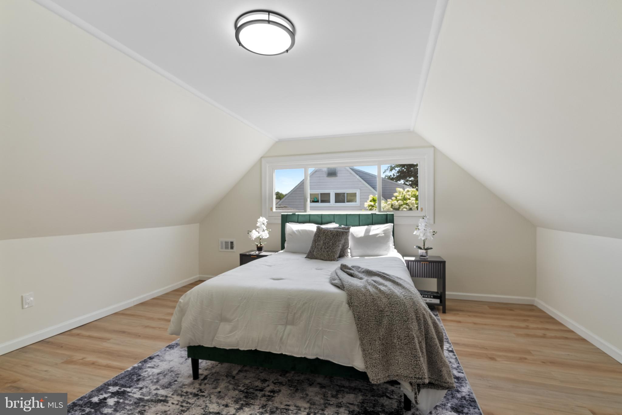 MILL CREEK FALLS - Residential