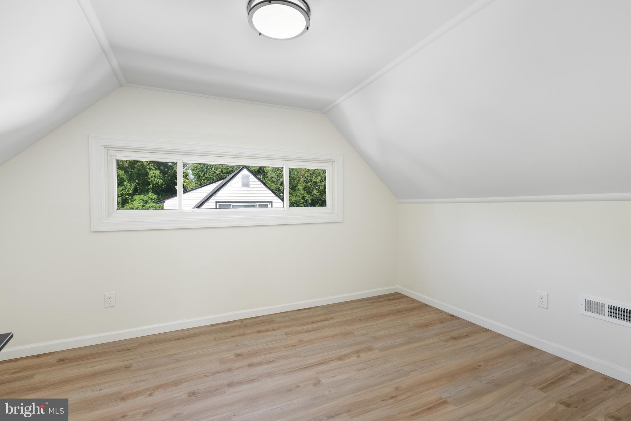 MILL CREEK FALLS - Residential