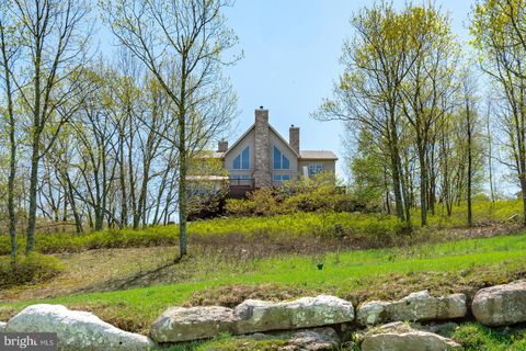 Tiny photo for 968 Scots Pine Lane, HAZLE TOWNSHIP, PA 18202 (MLS # PALU2002840)