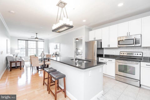 Photo of 1391 Pennsylvania Avenue SE #309, WASHINGTON, DC 20003 (MLS # DCDC2261752)