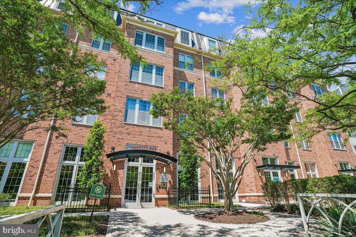 1391 PENNSYLVANIA AVENUE SE 309