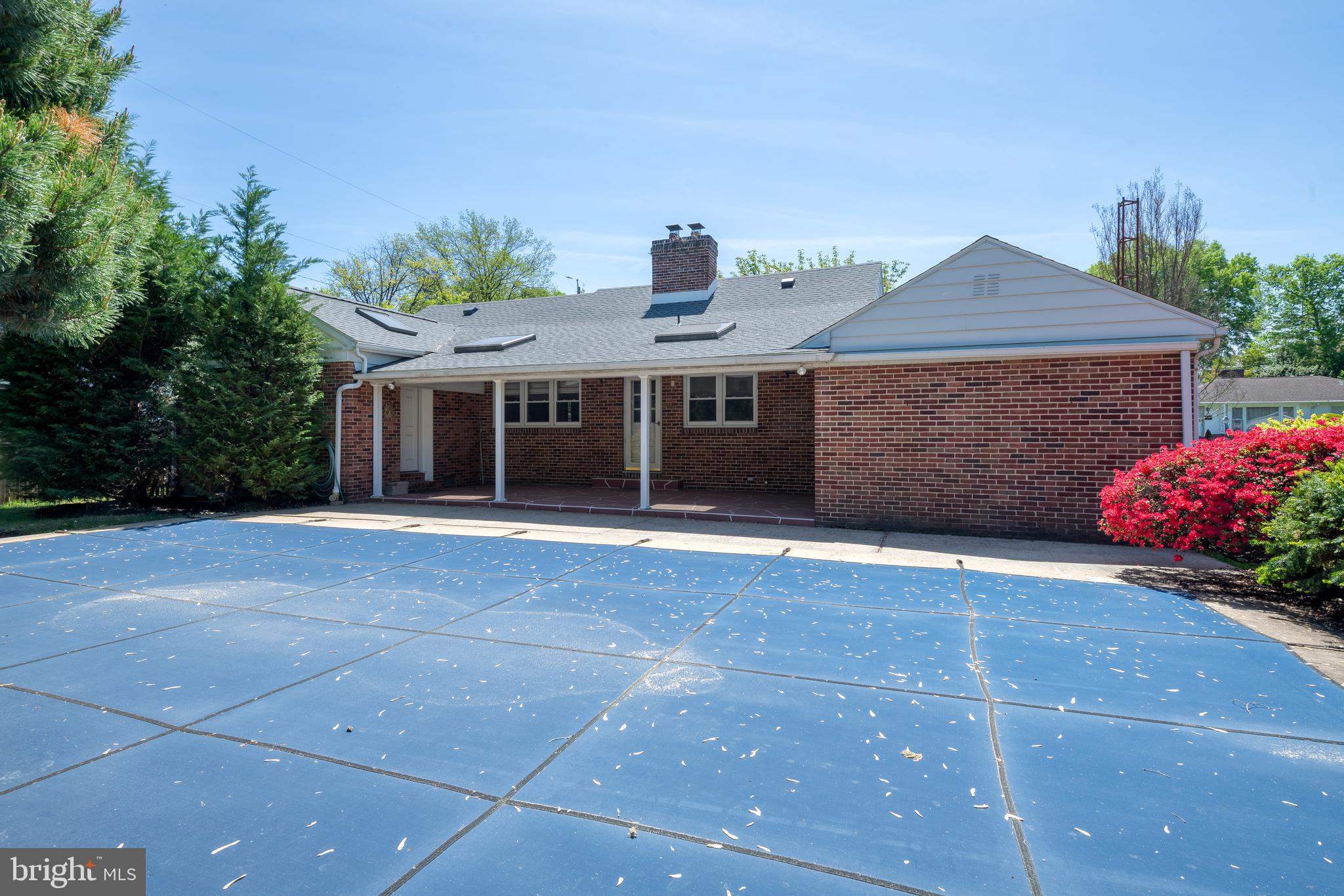 EAST YORK - Residential