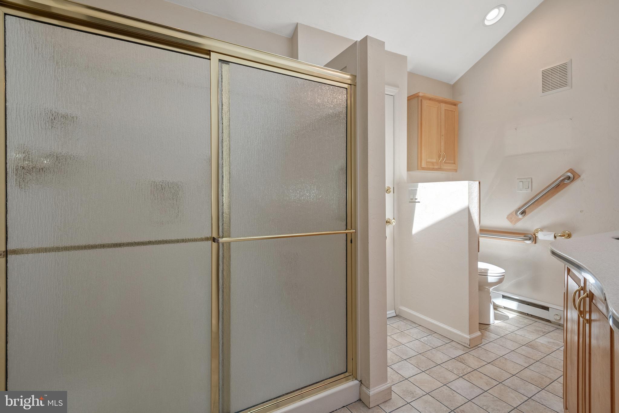 EAST YORK - Residential