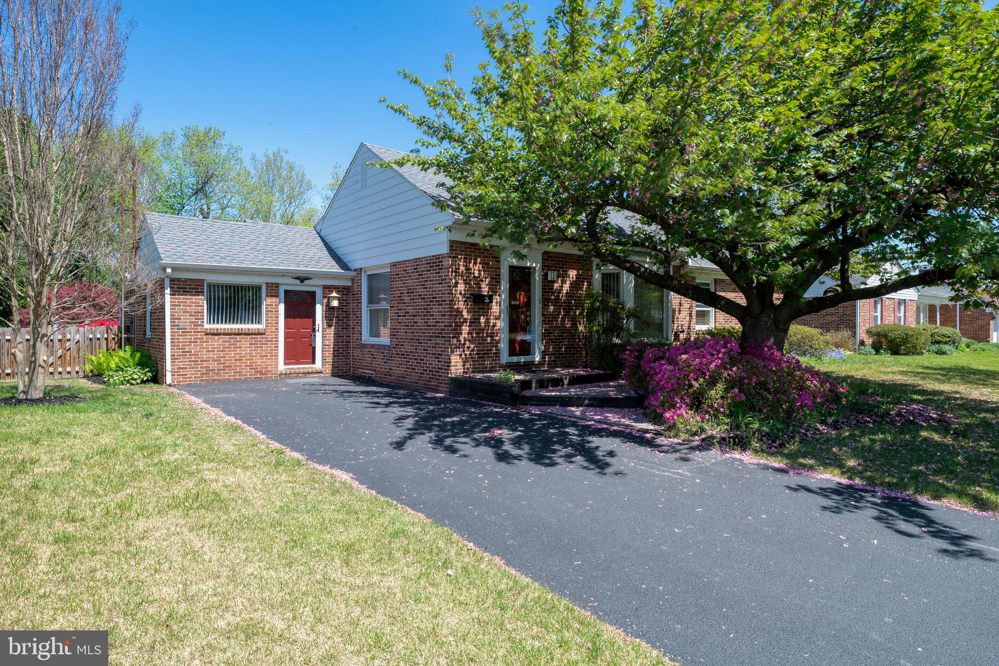 EAST YORK - Residential