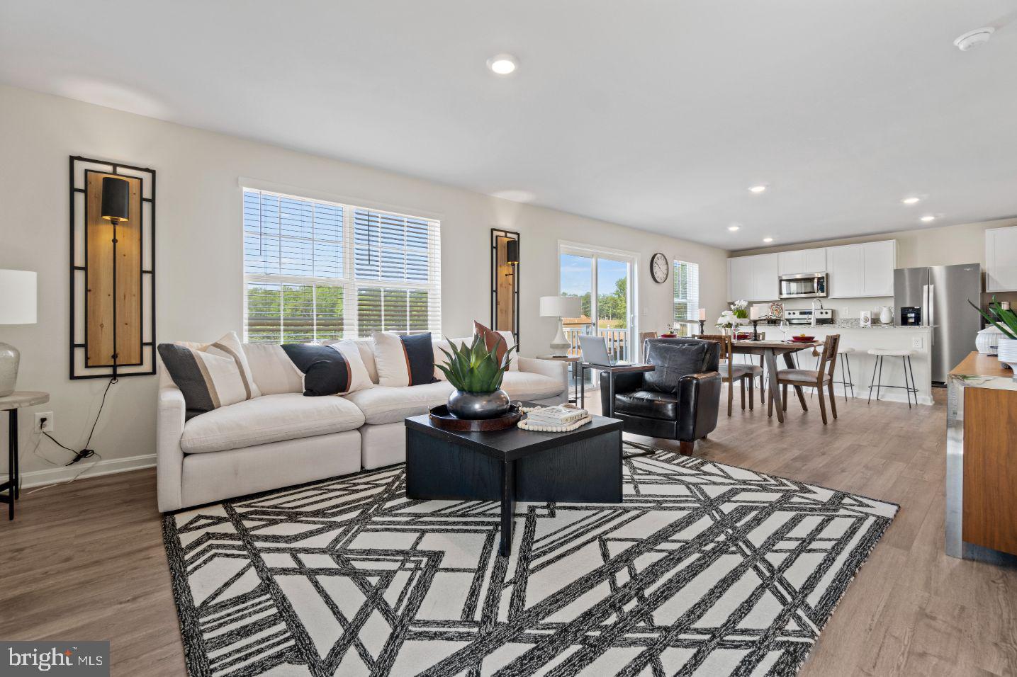 WILDERNESS SHORES - Residential