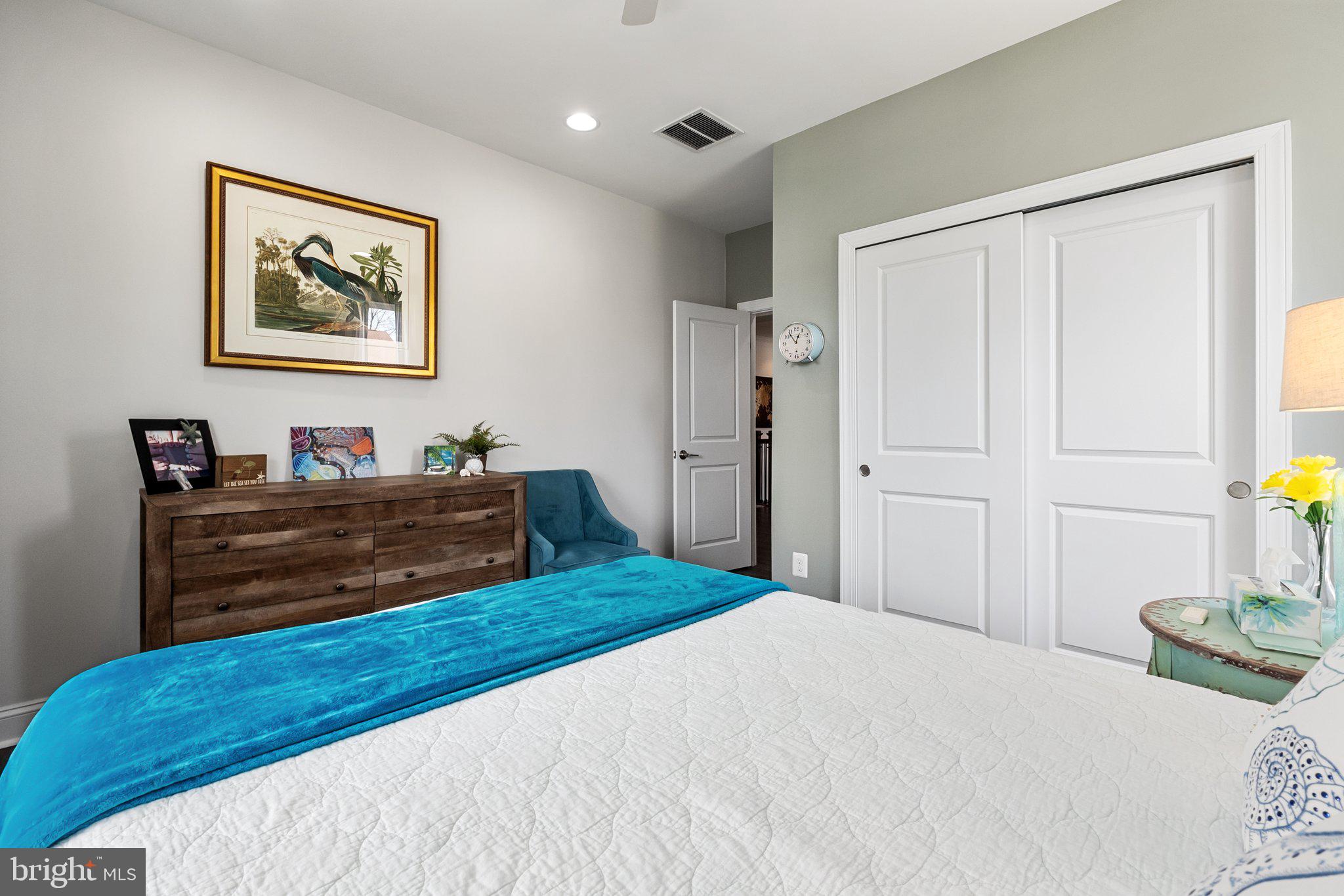 SHENANDOAH, LAKE FREDERICK - Residential