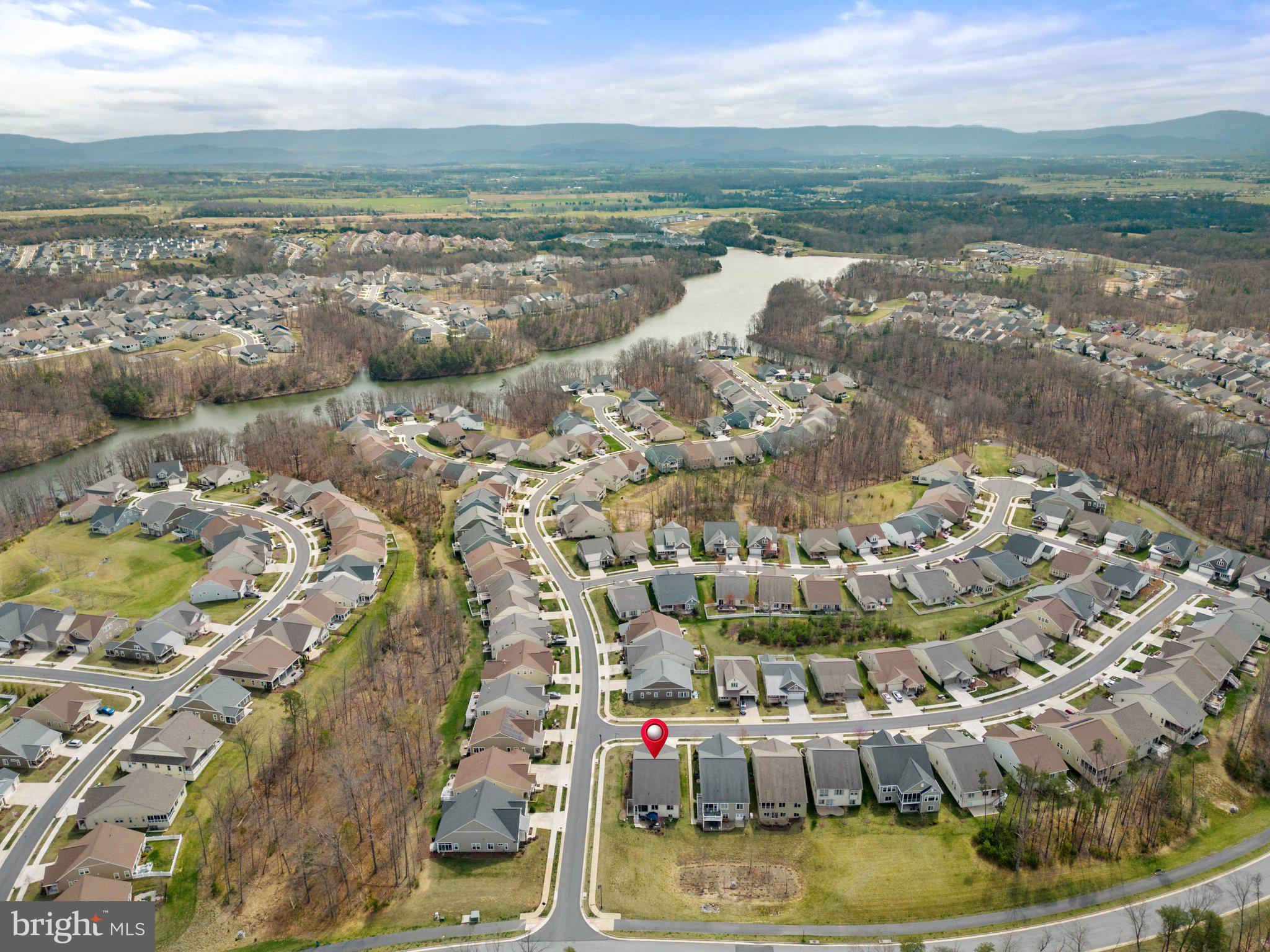 SHENANDOAH, LAKE FREDERICK - Residential
