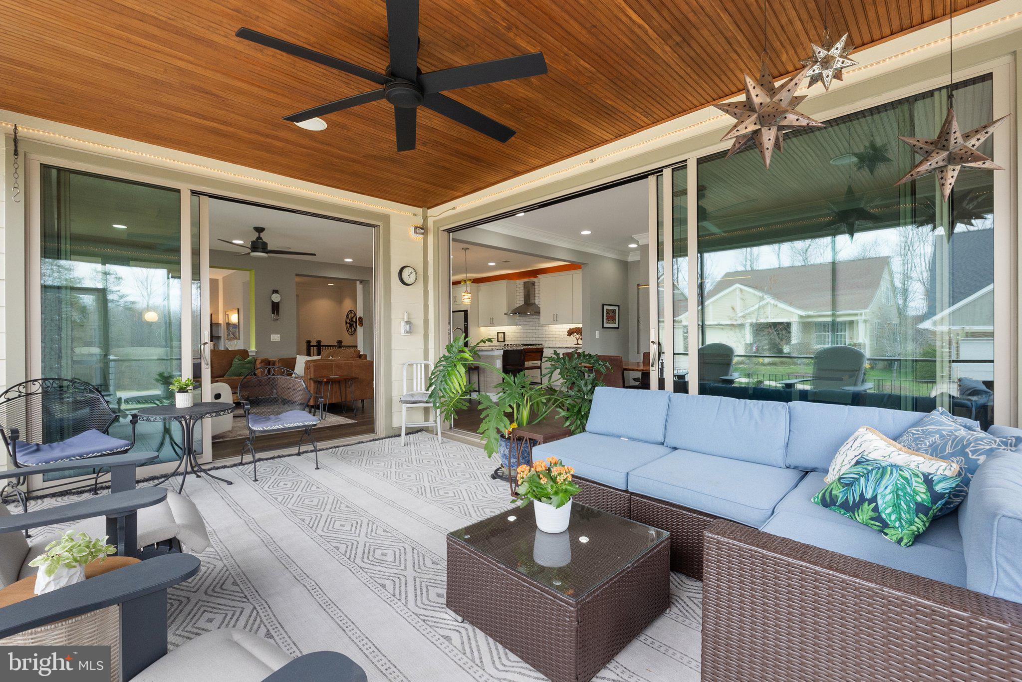 SHENANDOAH, LAKE FREDERICK - Residential