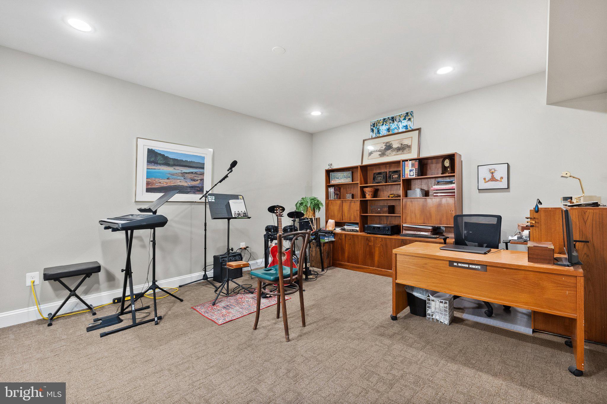 SHENANDOAH, LAKE FREDERICK - Residential