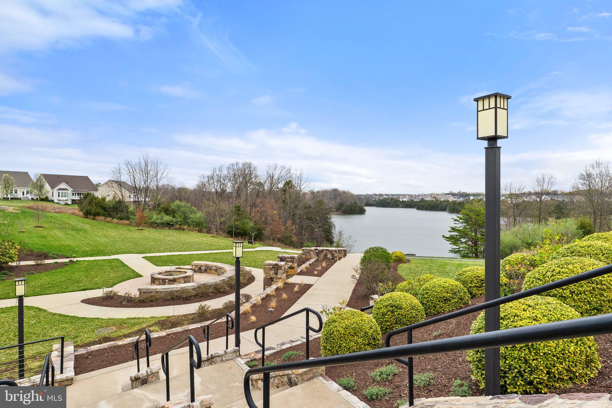 SHENANDOAH, LAKE FREDERICK - Residential