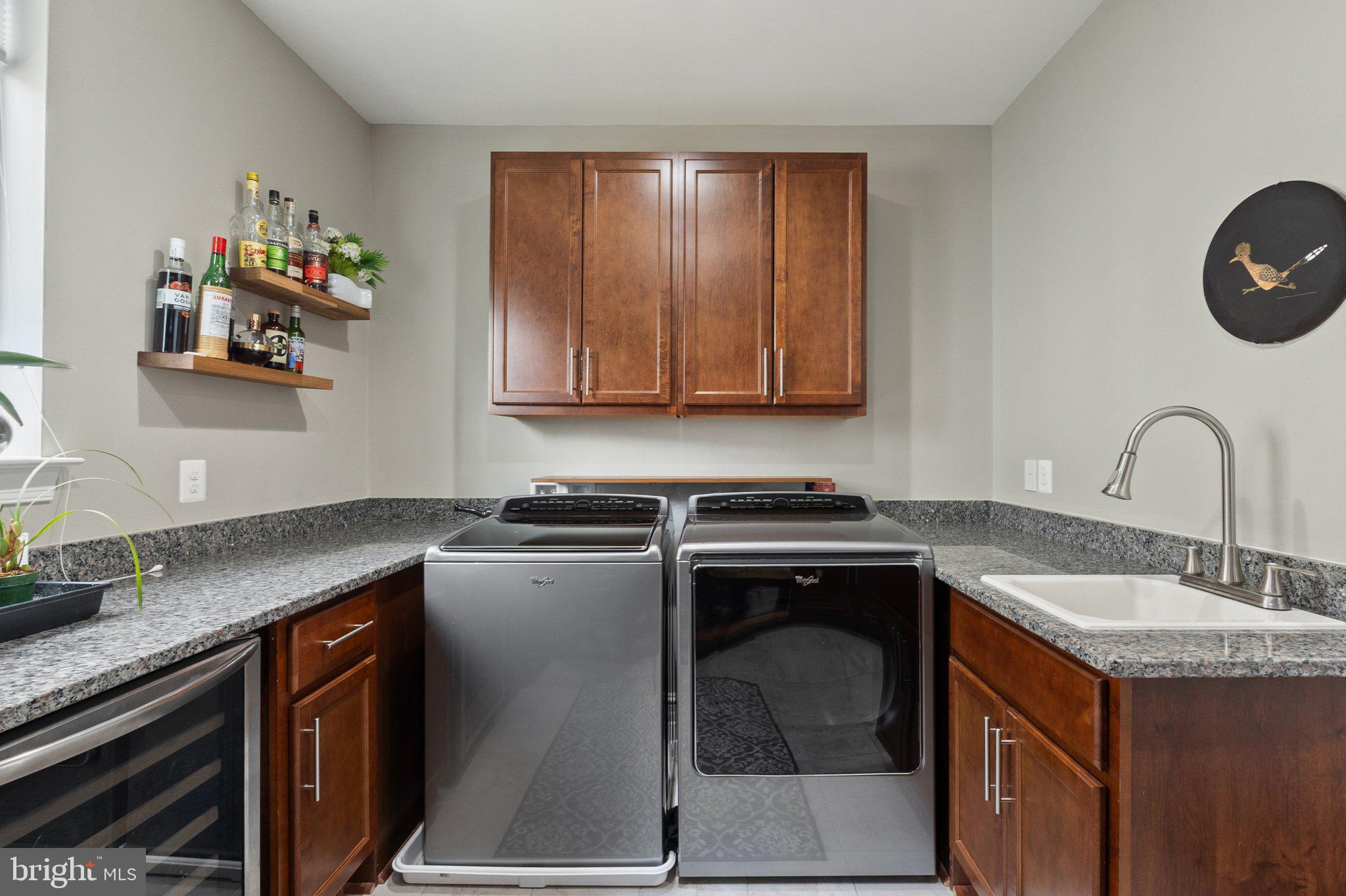 SHENANDOAH, LAKE FREDERICK - Residential