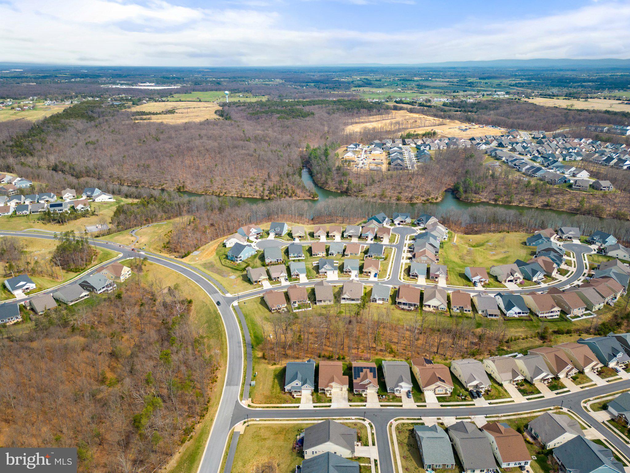 SHENANDOAH, LAKE FREDERICK - Residential