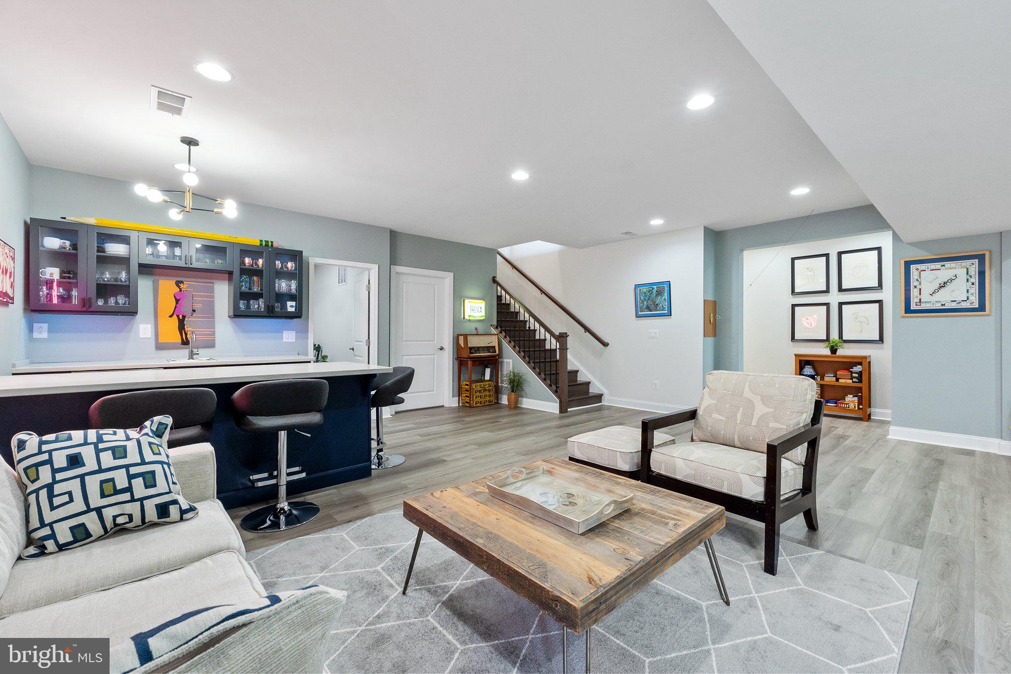 SHENANDOAH, LAKE FREDERICK - Residential