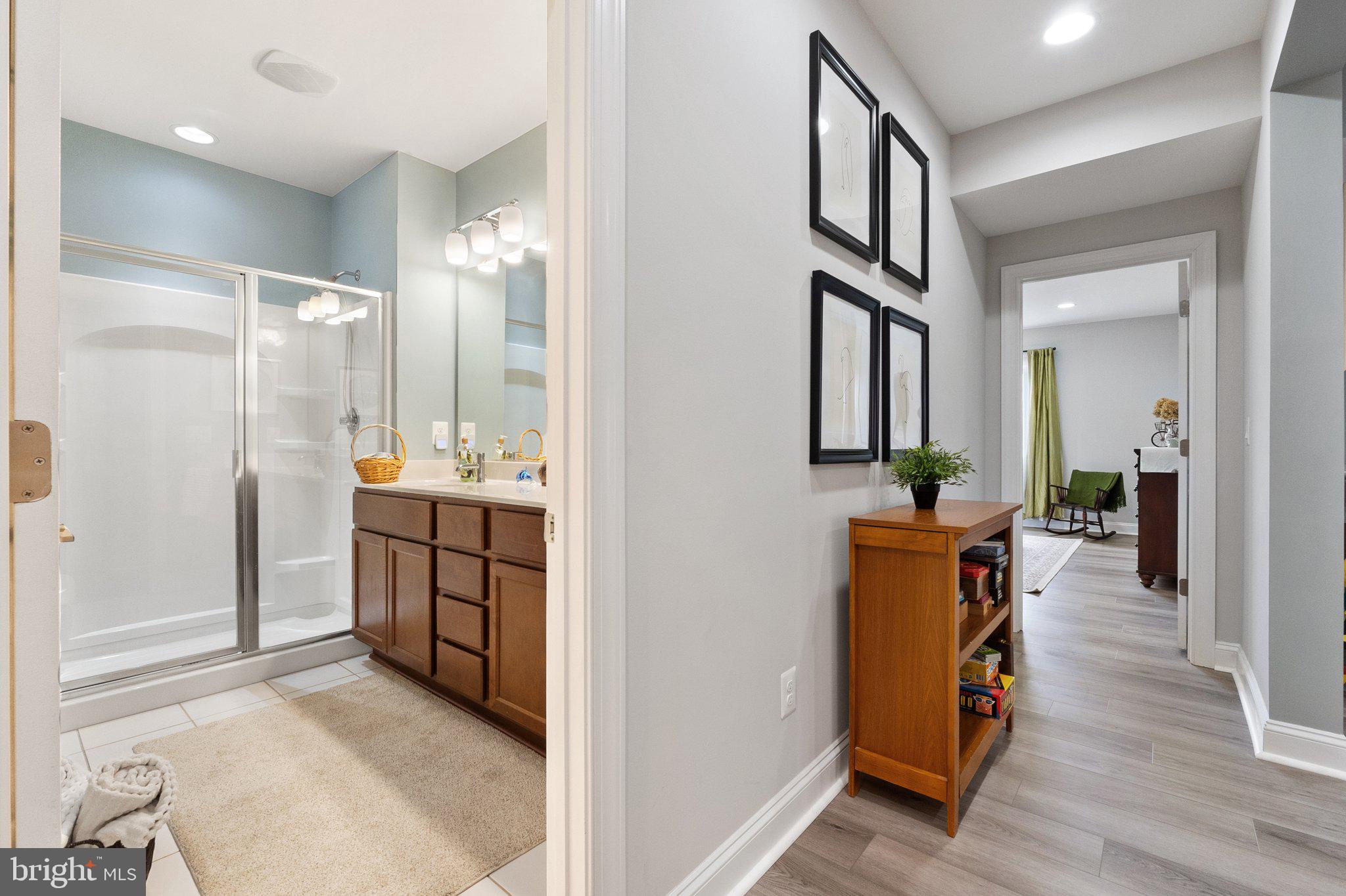 SHENANDOAH, LAKE FREDERICK - Residential