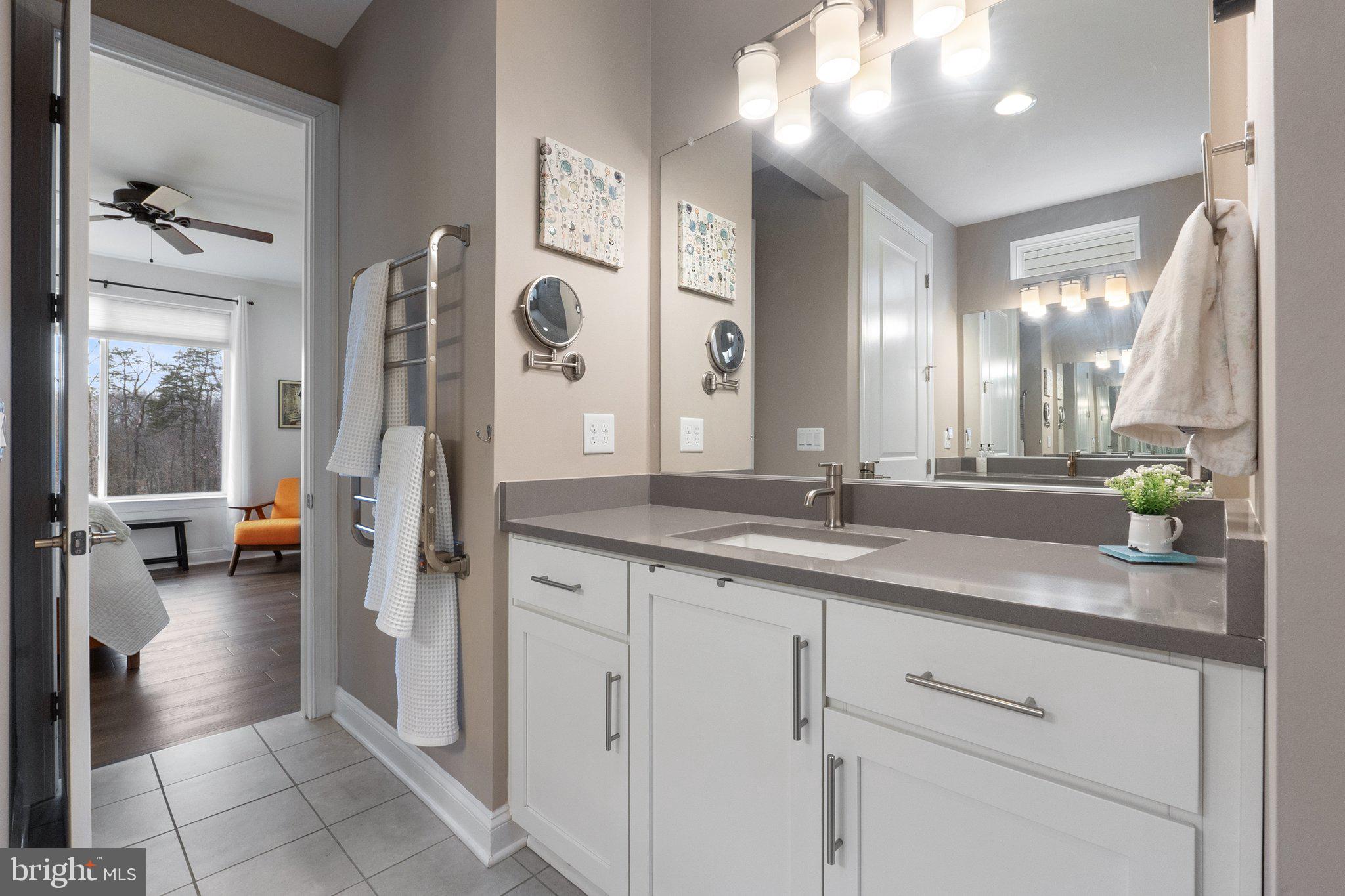 SHENANDOAH, LAKE FREDERICK - Residential