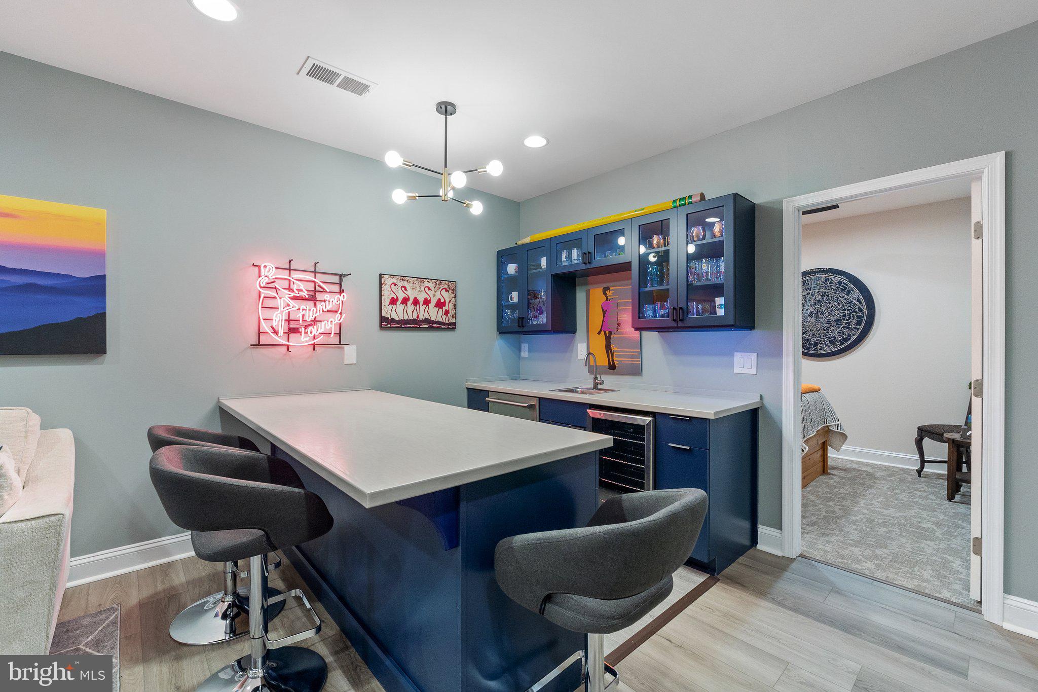 SHENANDOAH, LAKE FREDERICK - Residential