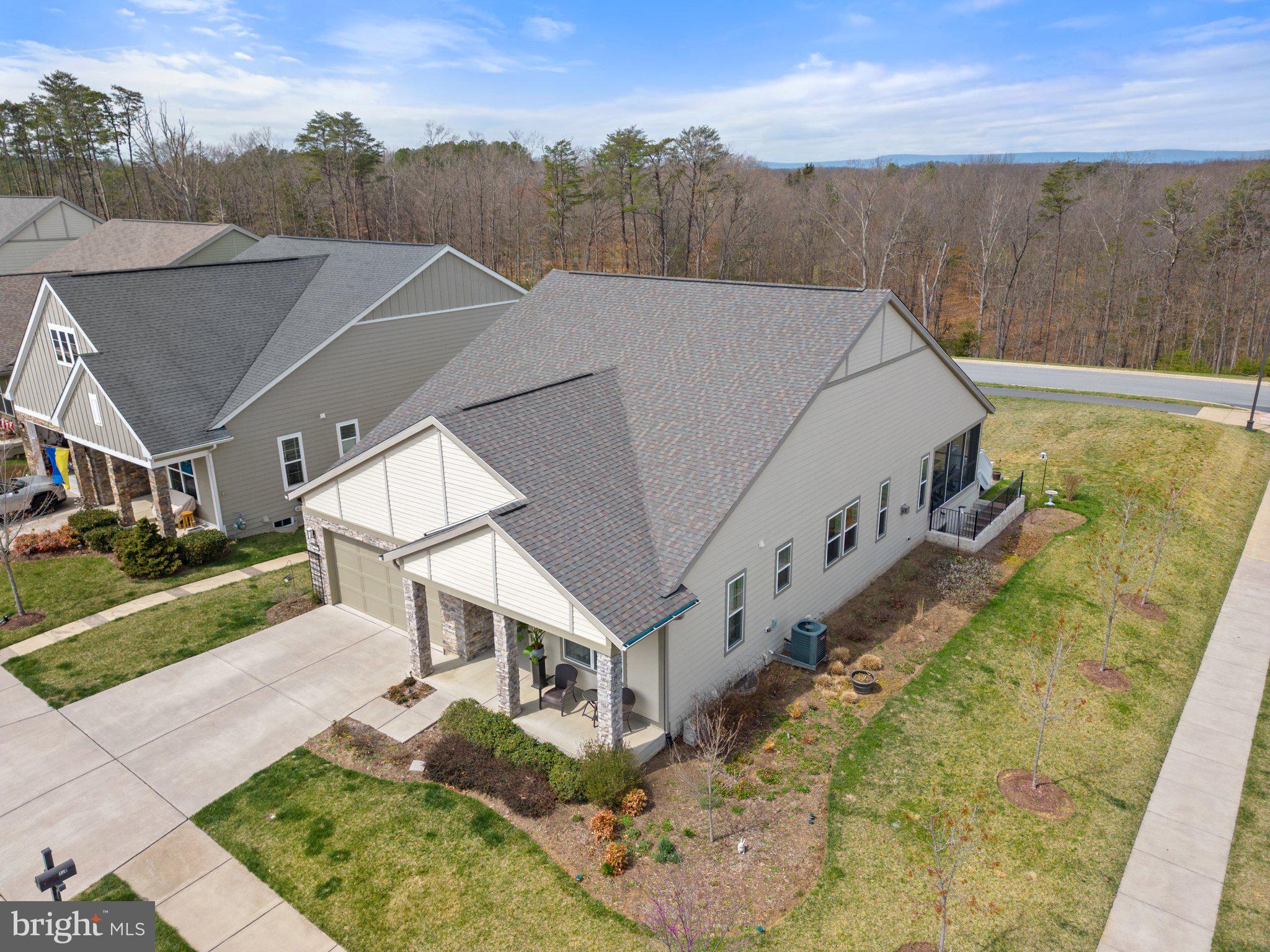 SHENANDOAH, LAKE FREDERICK - Residential