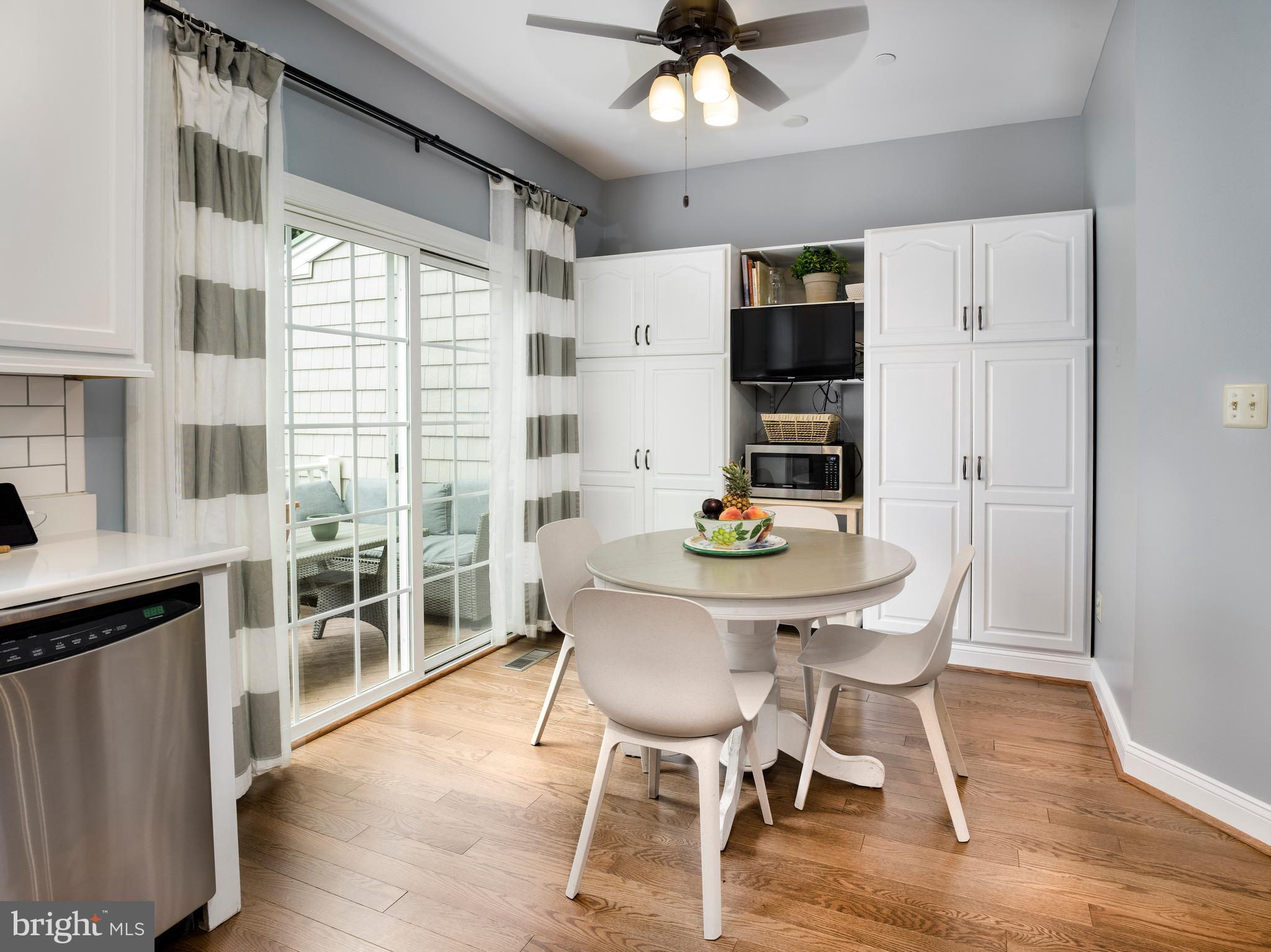 ARDMORE CROSSING - Residential