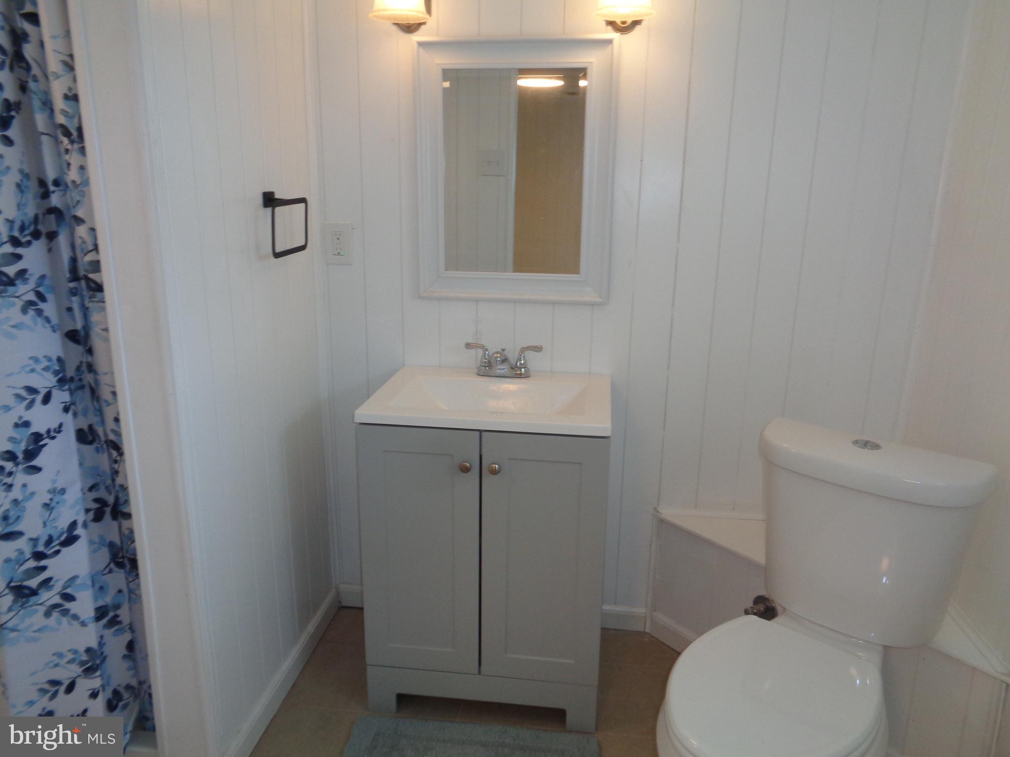 PARKVILLE - Residential Lease