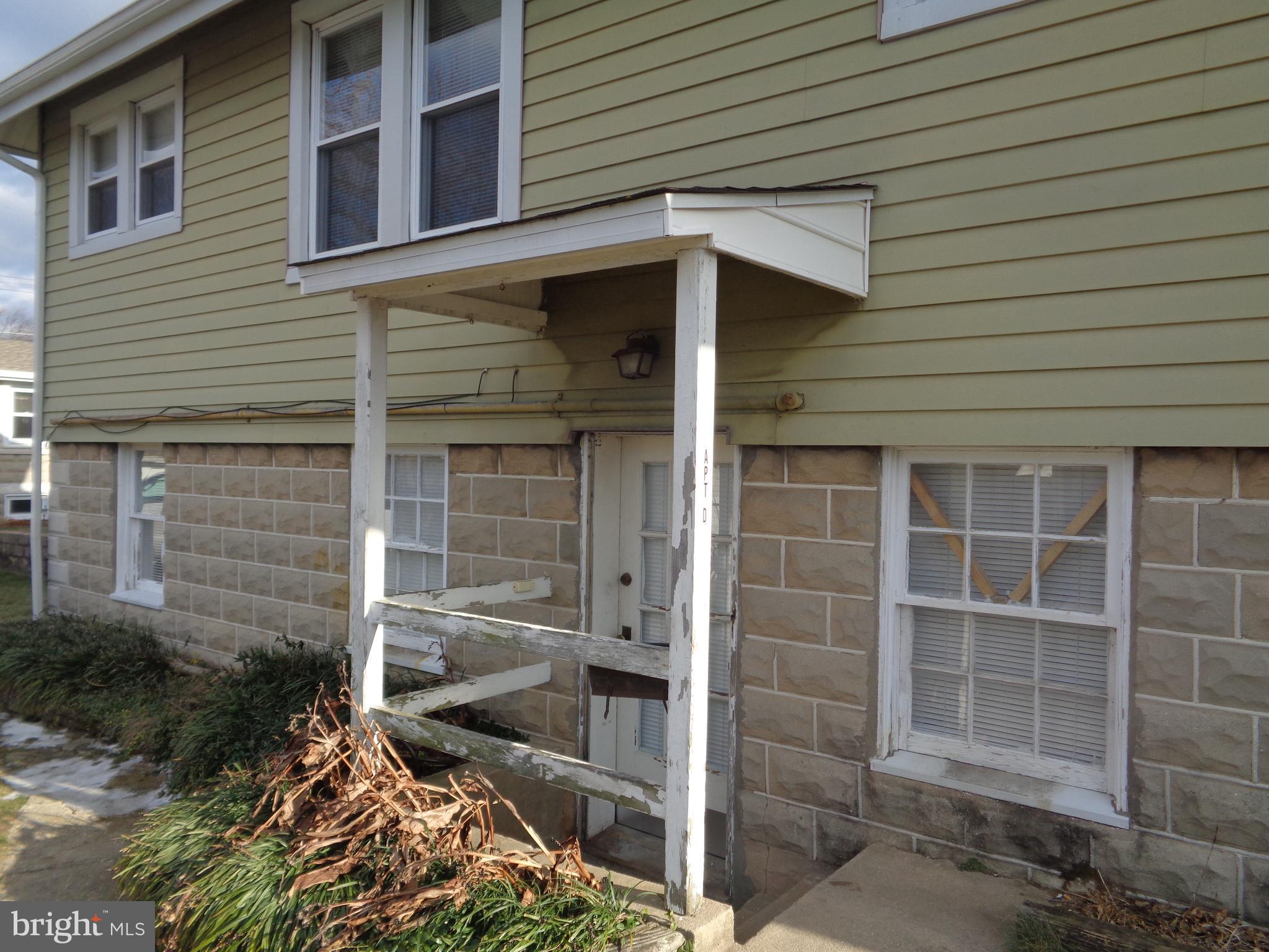 PARKVILLE - Residential Lease