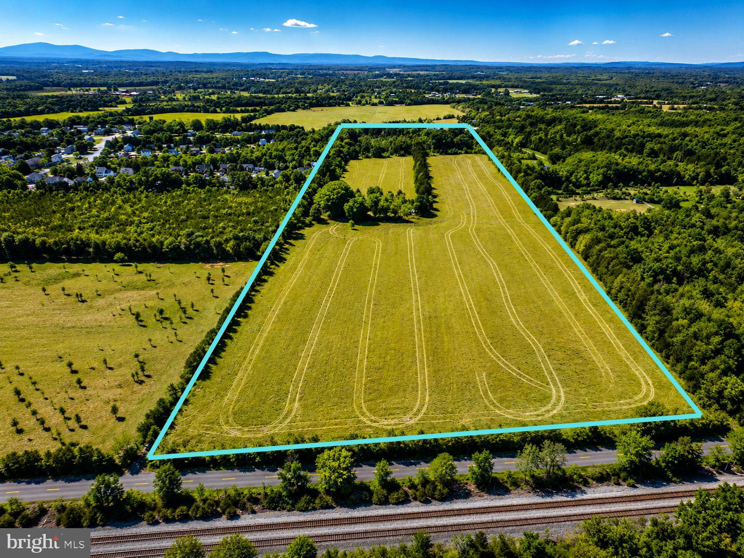 Photo 1 of 6 — 11880 REMINGTON ROAD, REMINGTON, VA 22734