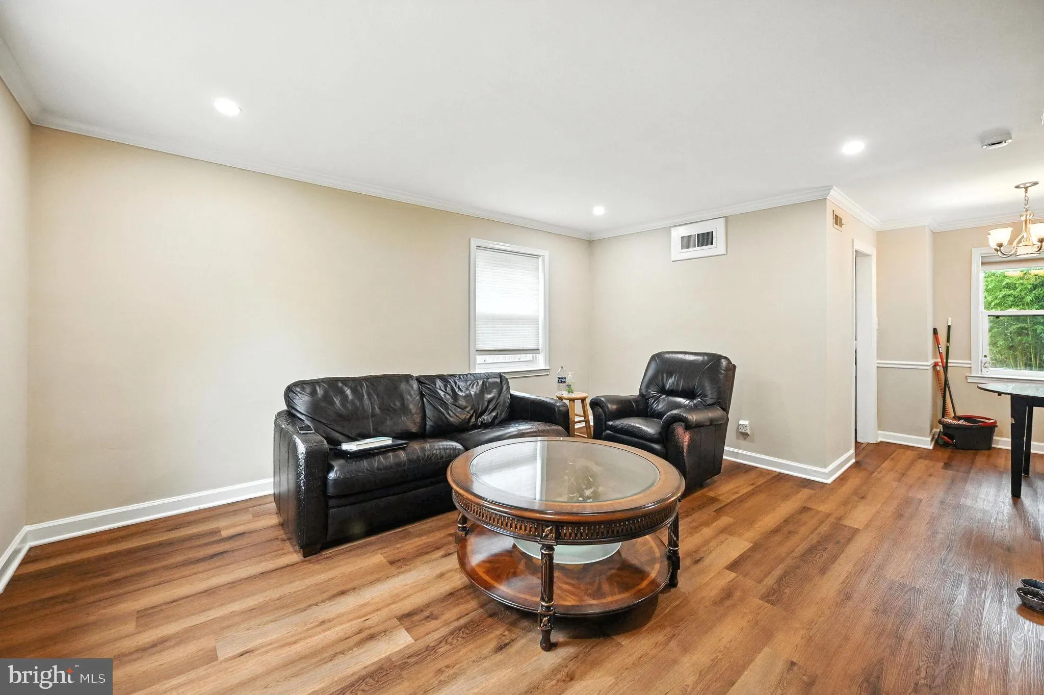 Arlington, Virginia 22204, United States, 2 Bedrooms Bedrooms, ,2 BathroomsBathrooms,Residential,Active,155086