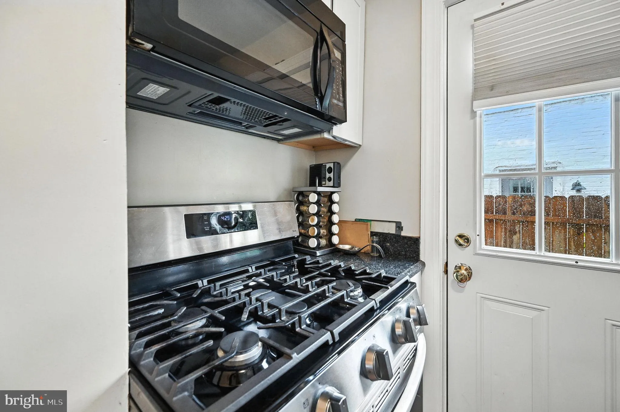 Arlington, Virginia 22204, United States, 2 Bedrooms Bedrooms, ,2 BathroomsBathrooms,Residential,Active,155086