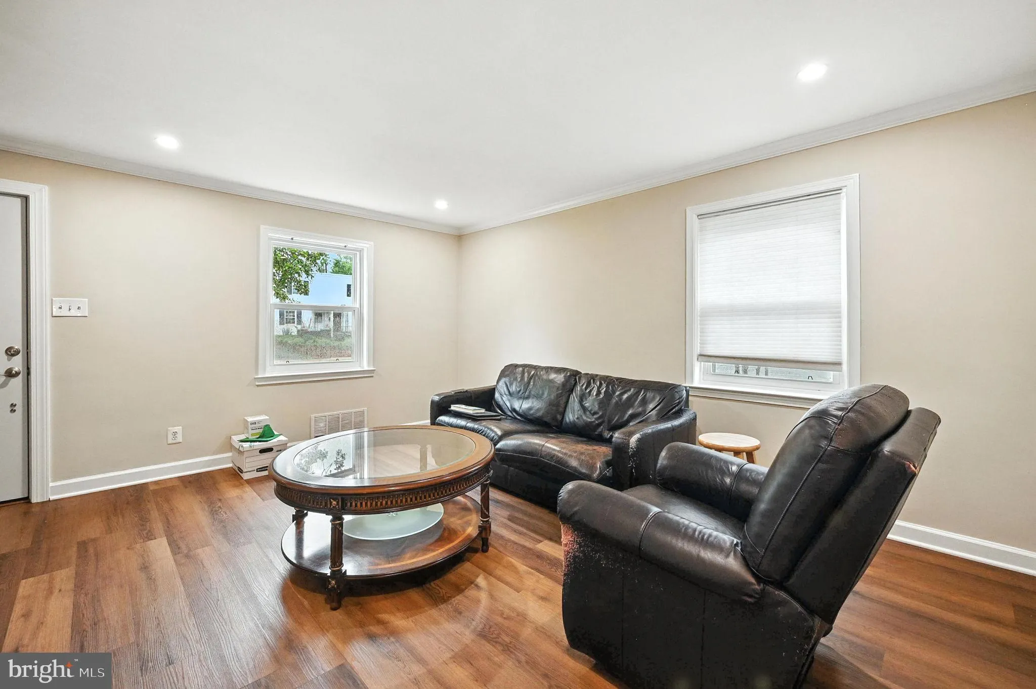 Arlington, Virginia 22204, United States, 2 Bedrooms Bedrooms, ,2 BathroomsBathrooms,Residential,Active,155086