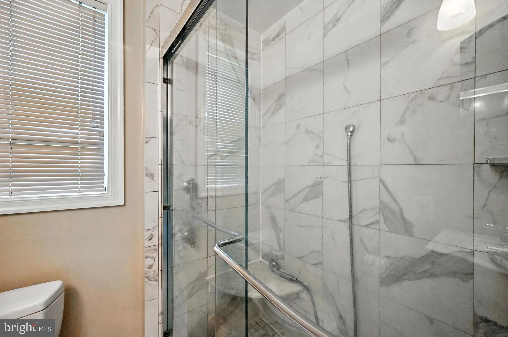 Arlington, Virginia 22204, United States, 2 Bedrooms Bedrooms, ,2 BathroomsBathrooms,Residential,Active,155086