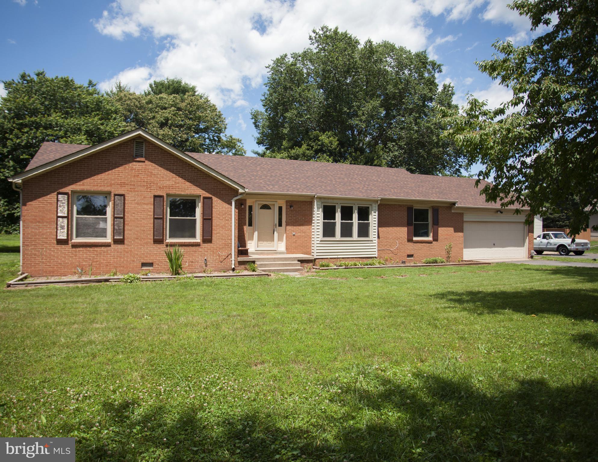 BOXWOOD FARMS - Residential