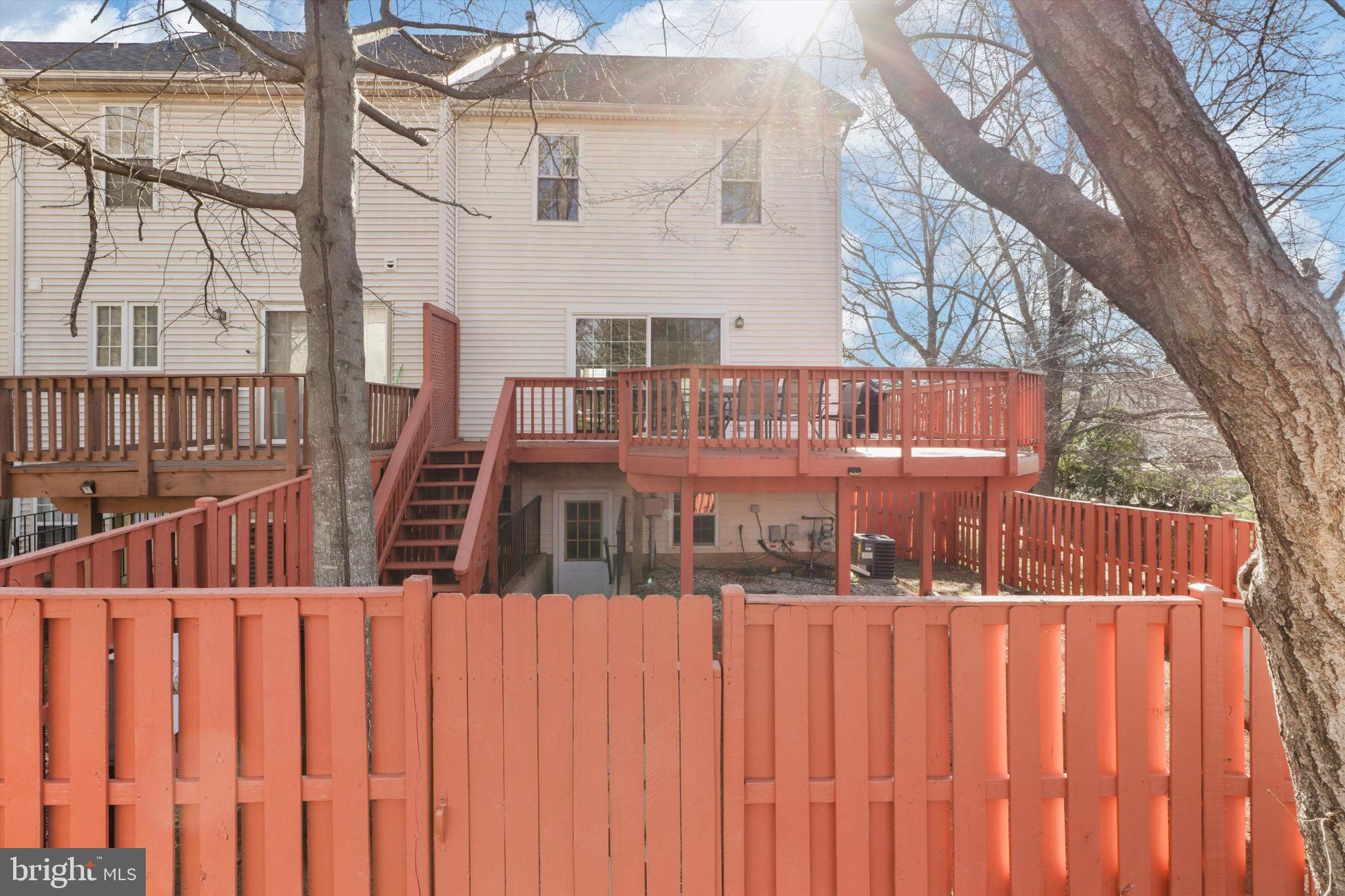 WOODGATE MANOR - Residential