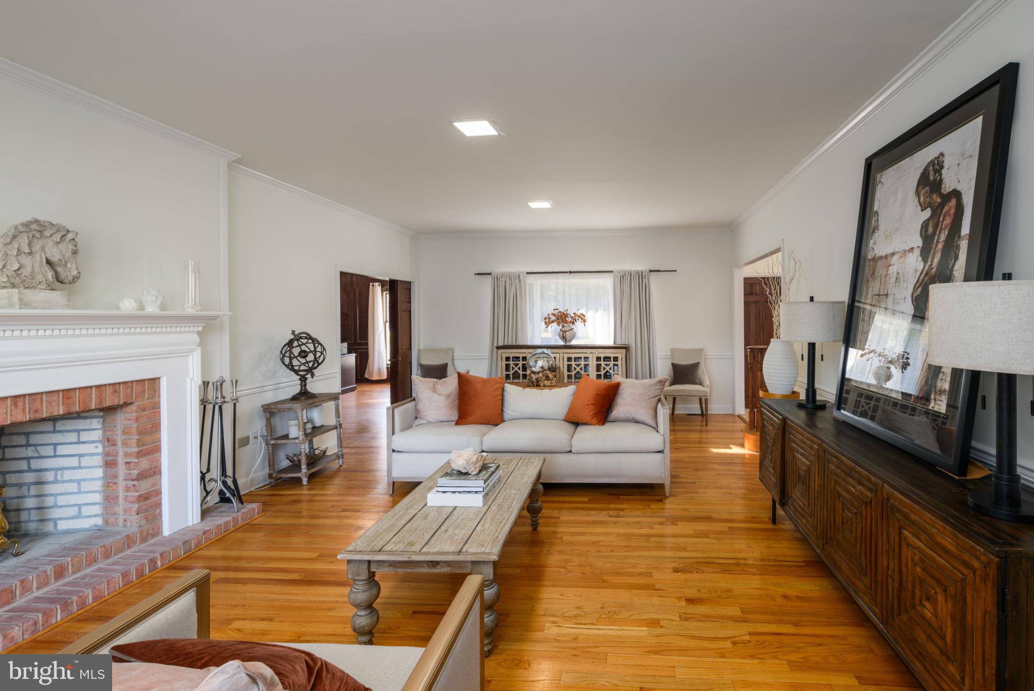 TONY TANK - Residential