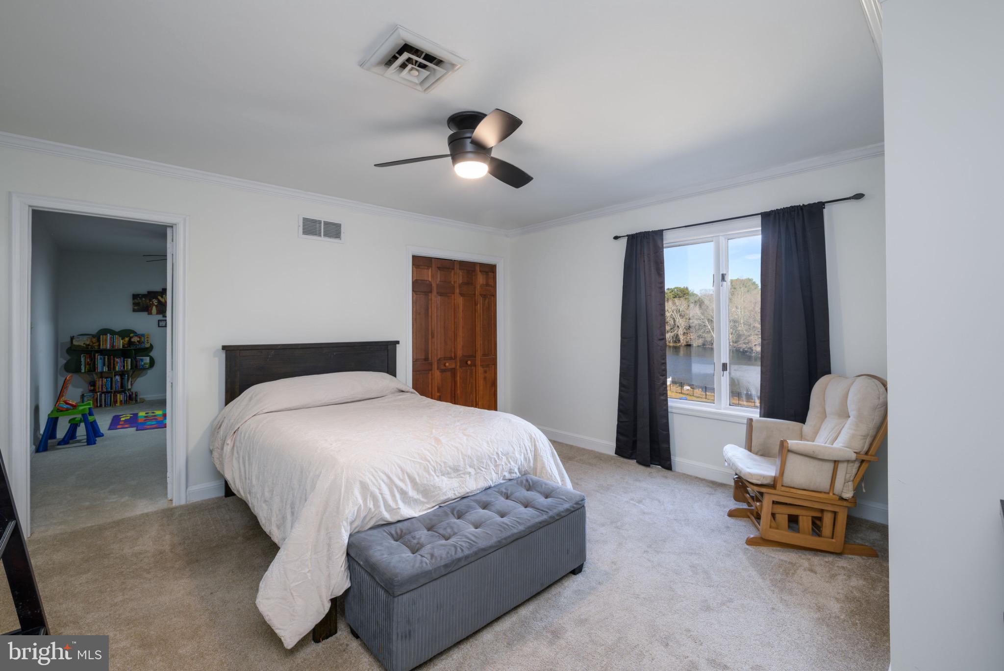 TONY TANK - Residential