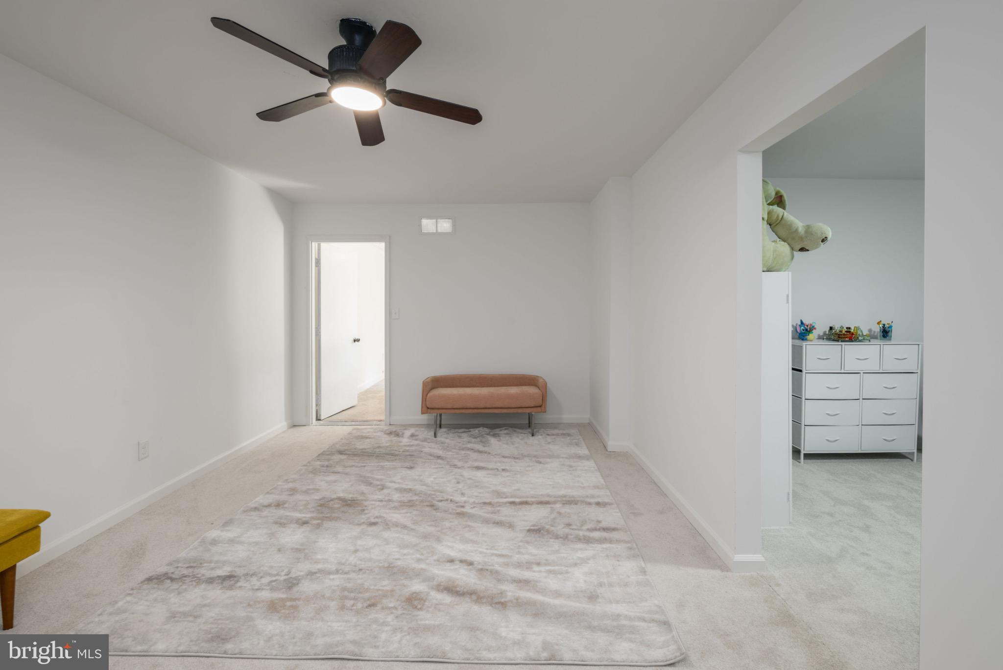 TONY TANK - Residential