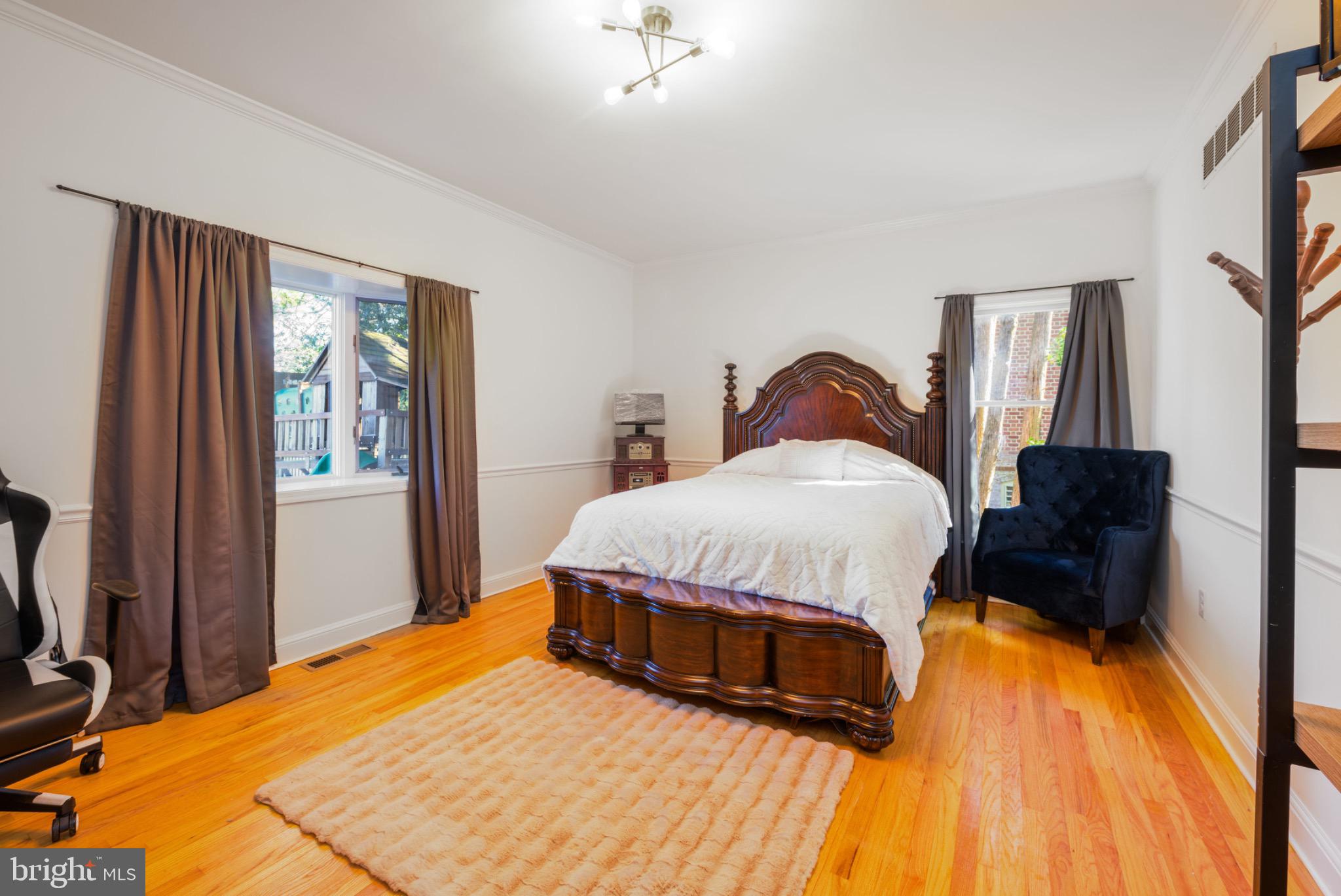 TONY TANK - Residential