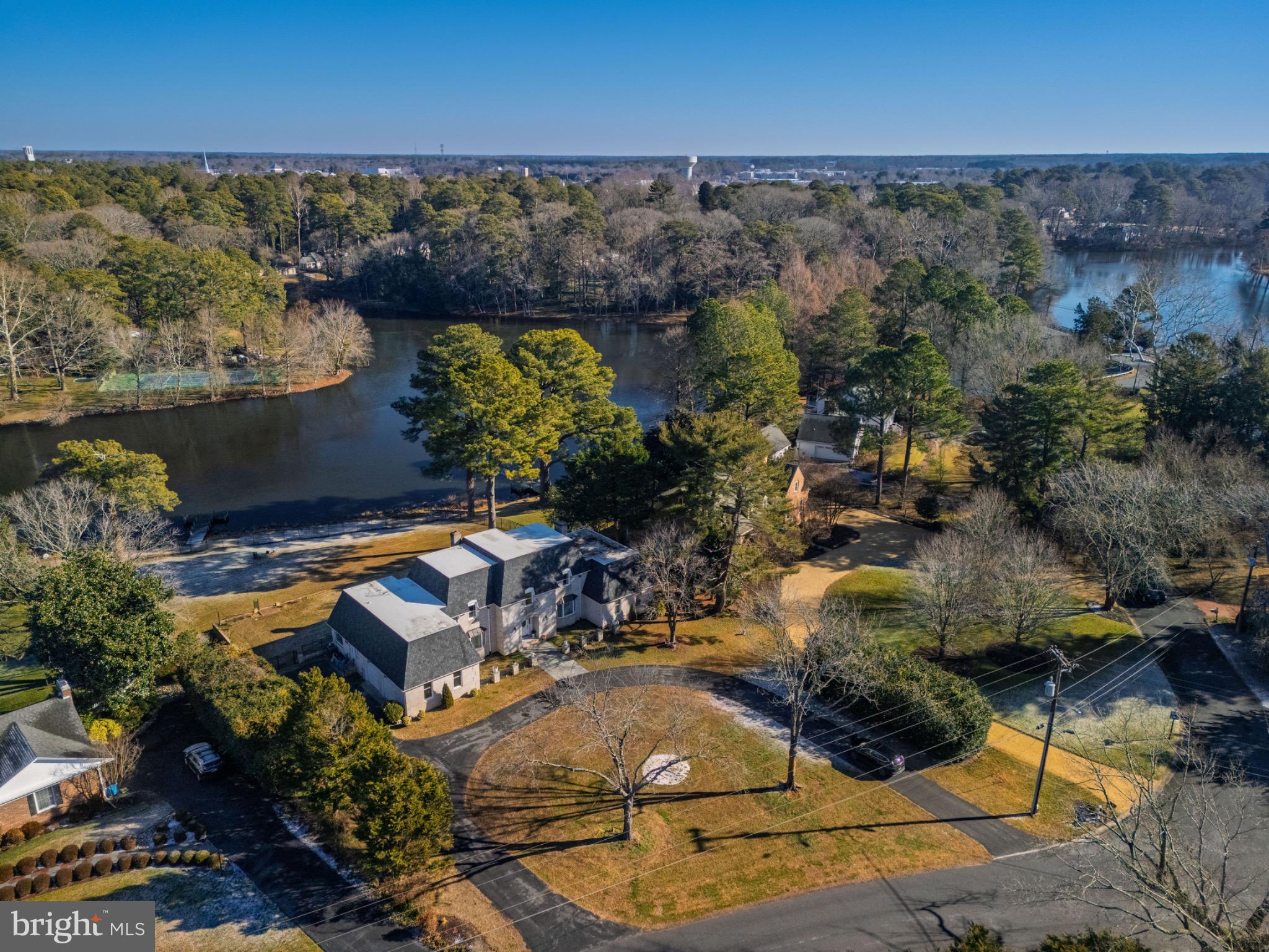 TONY TANK - Residential
