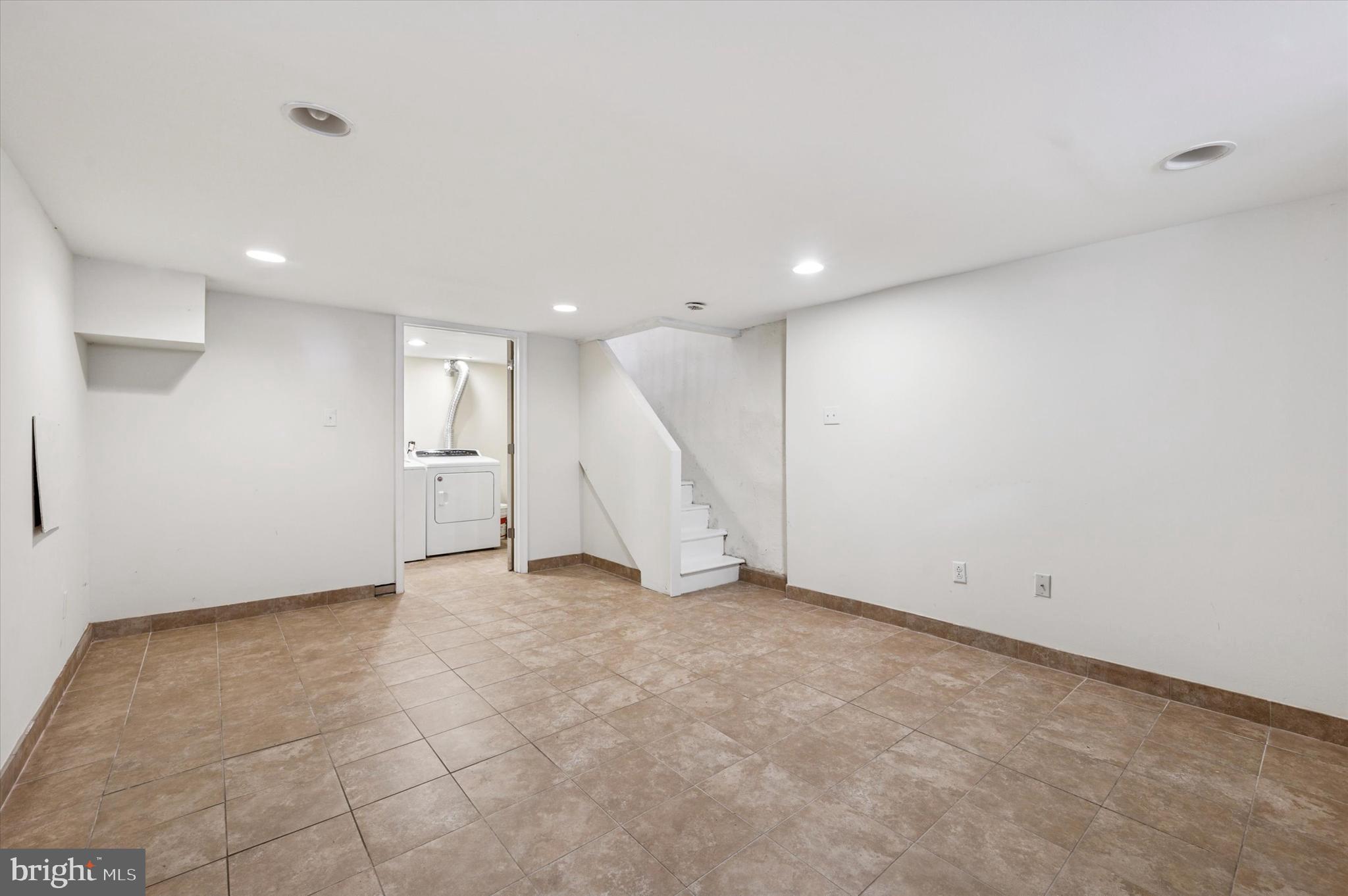 GRAYS FERRY - Residential