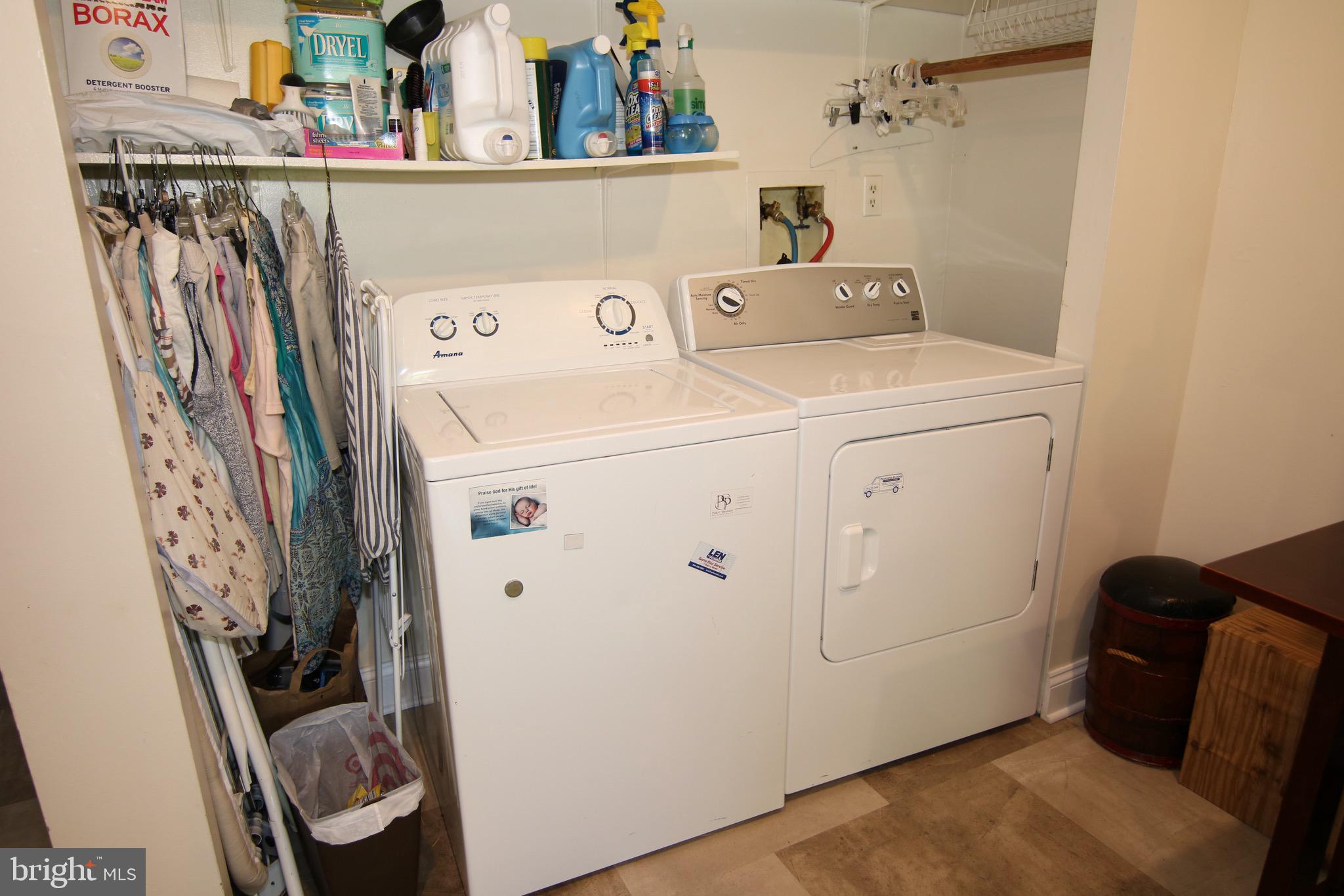 FOUR SEASONS ESTATES - Residential