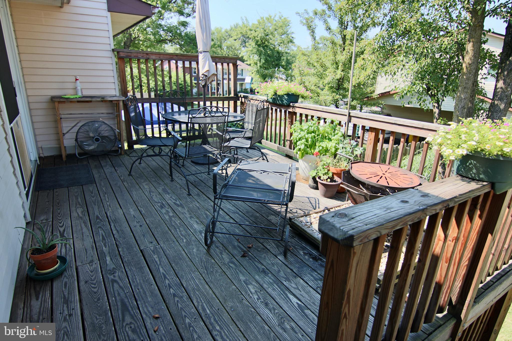 FOUR SEASONS ESTATES - Residential