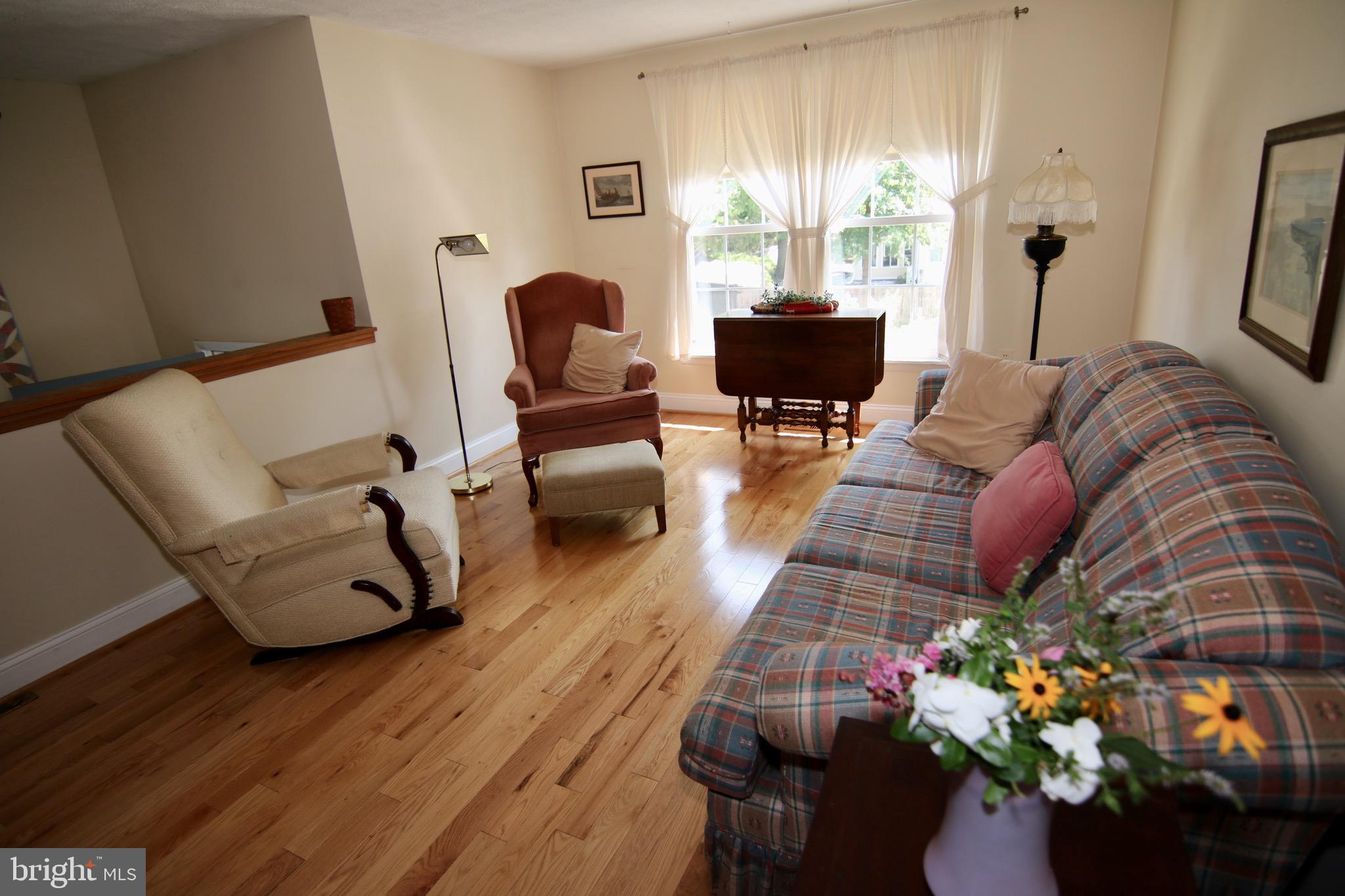 FOUR SEASONS ESTATES - Residential