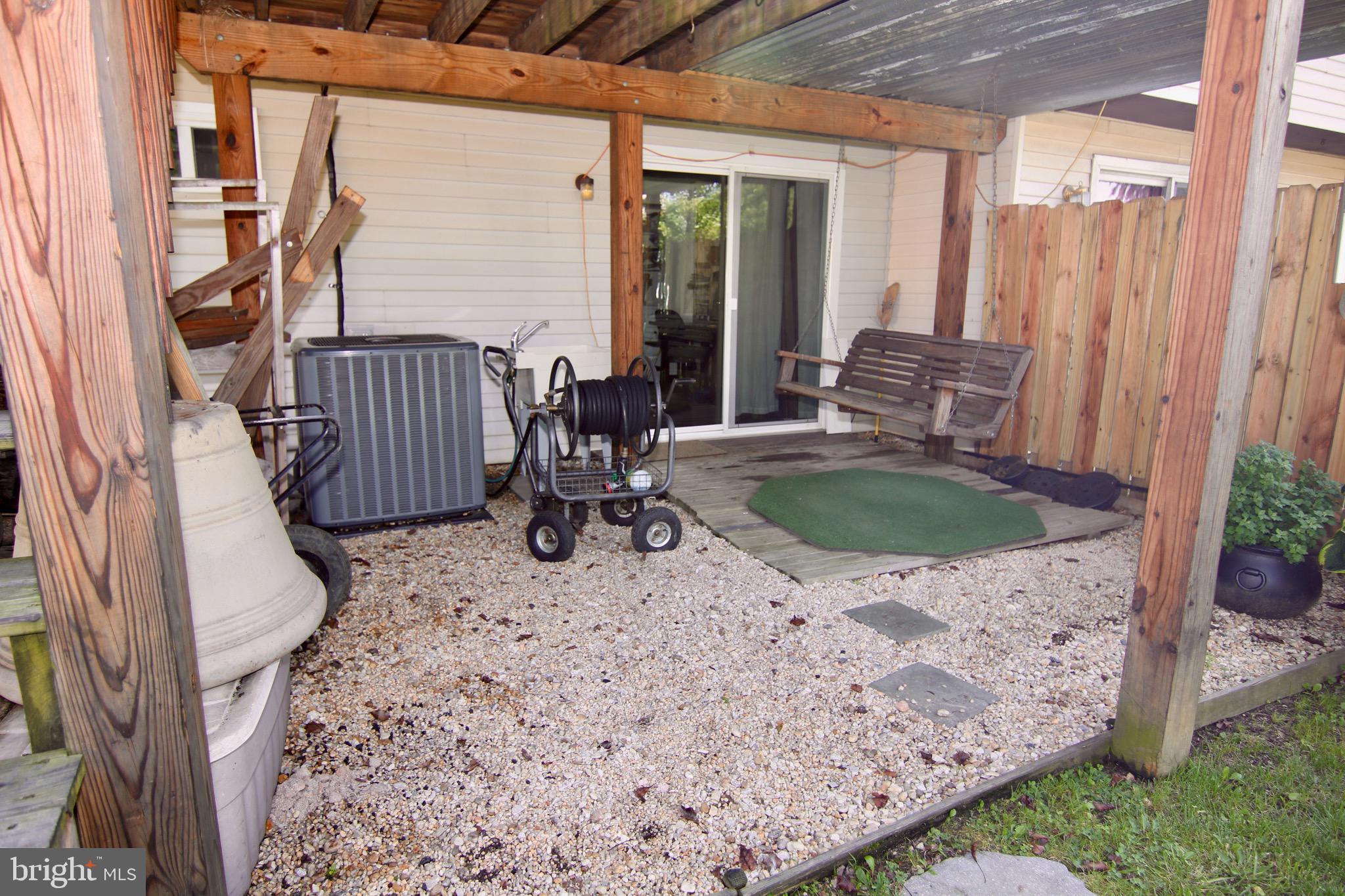 FOUR SEASONS ESTATES - Residential