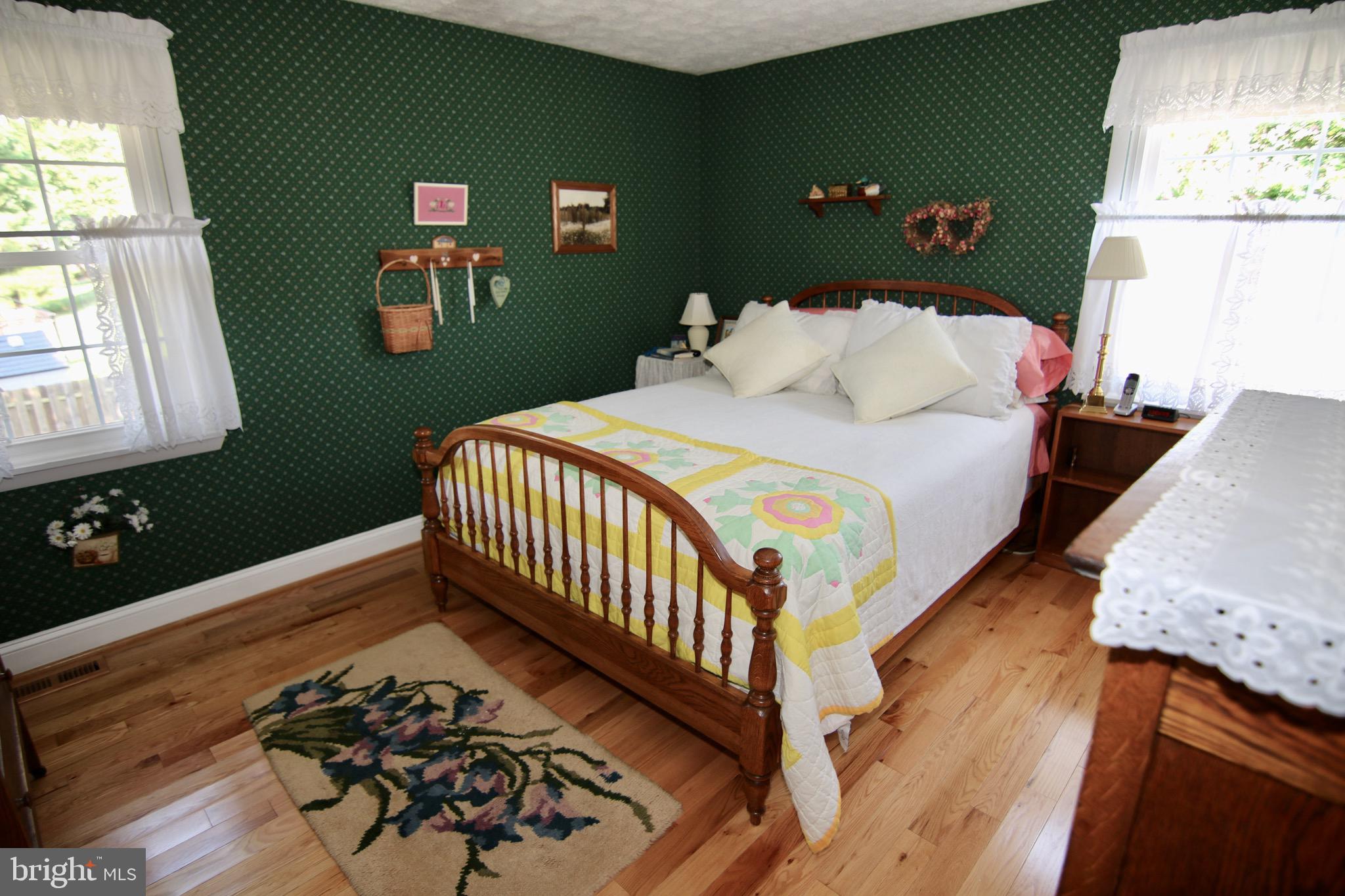 FOUR SEASONS ESTATES - Residential