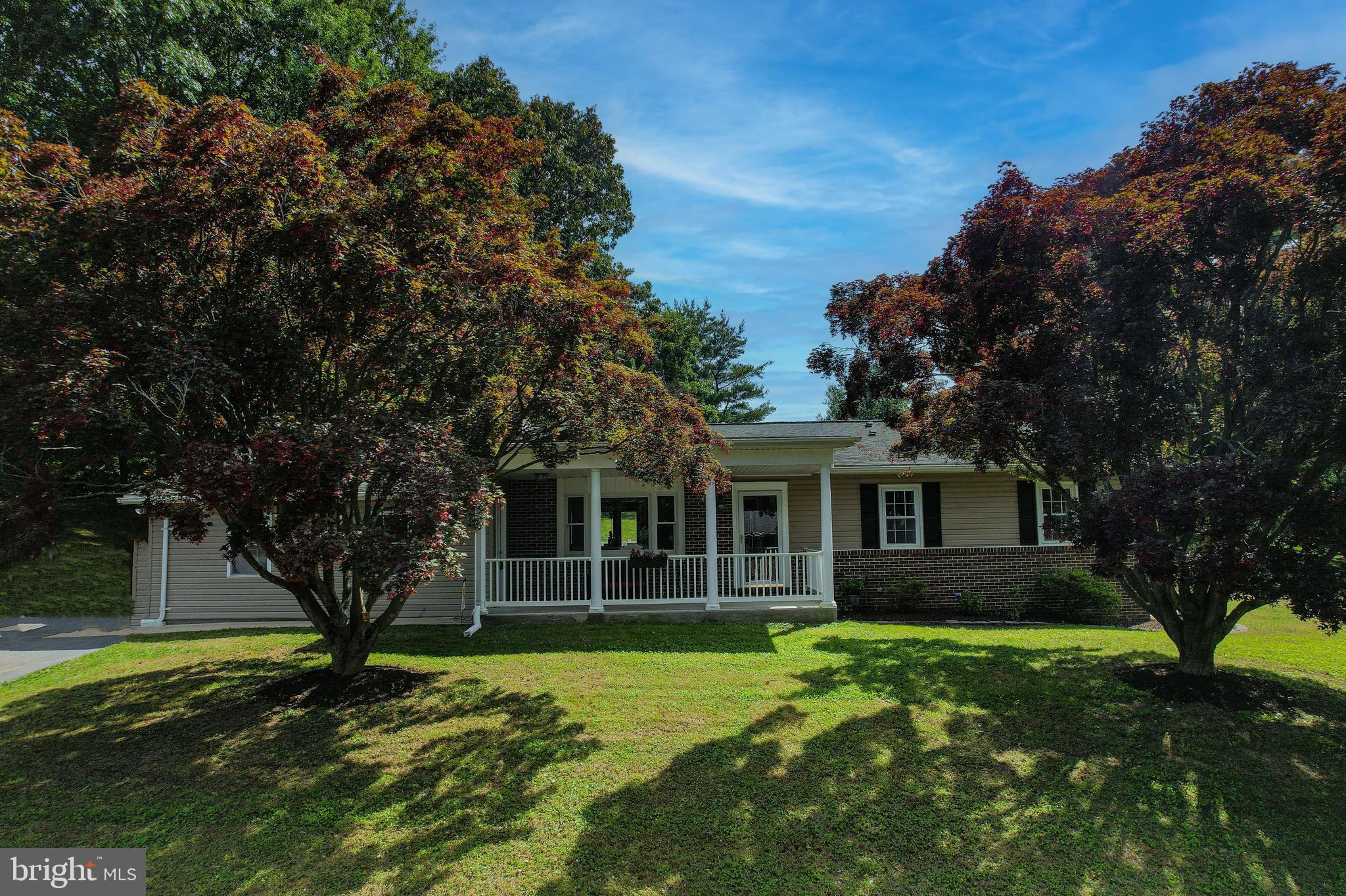 EMERALD VALLEY - Residential