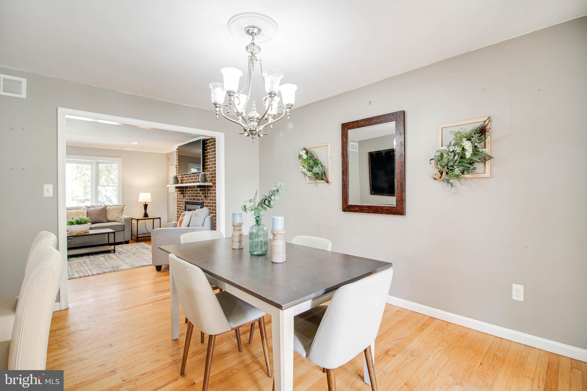 EMERALD VALLEY - Residential