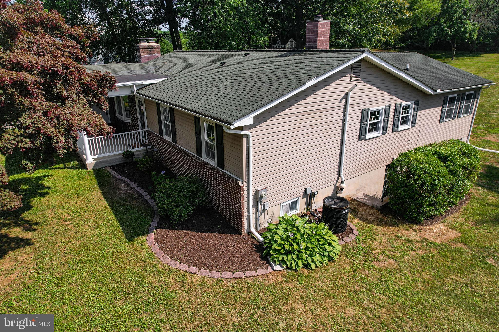 EMERALD VALLEY - Residential