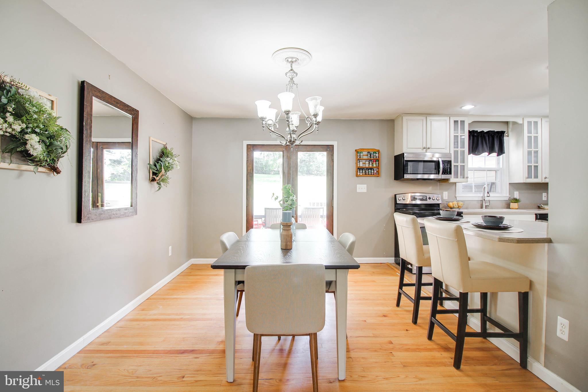 EMERALD VALLEY - Residential