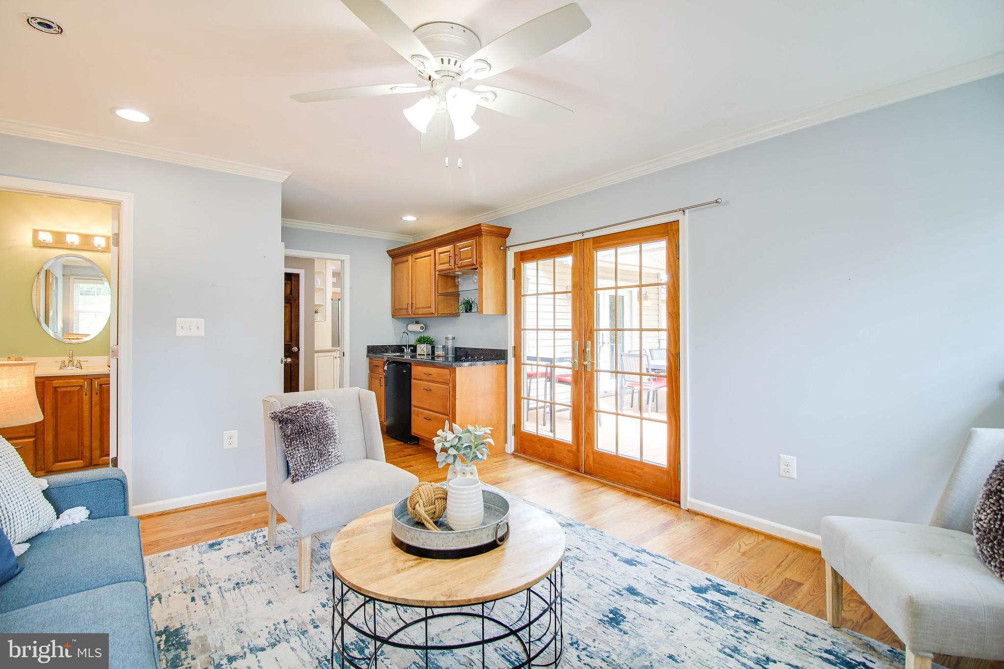 EMERALD VALLEY - Residential