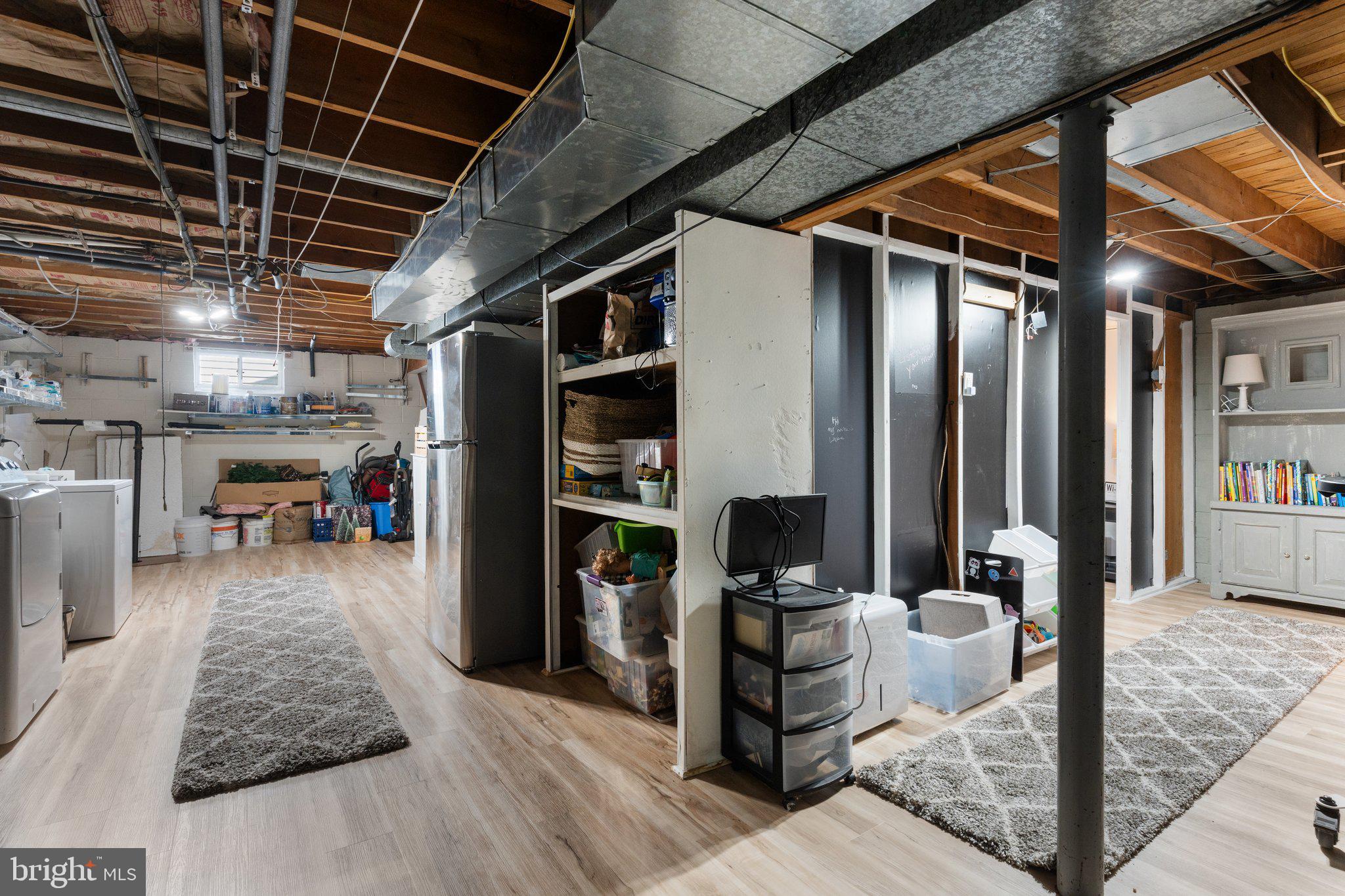 SPEEDWAY - Residential