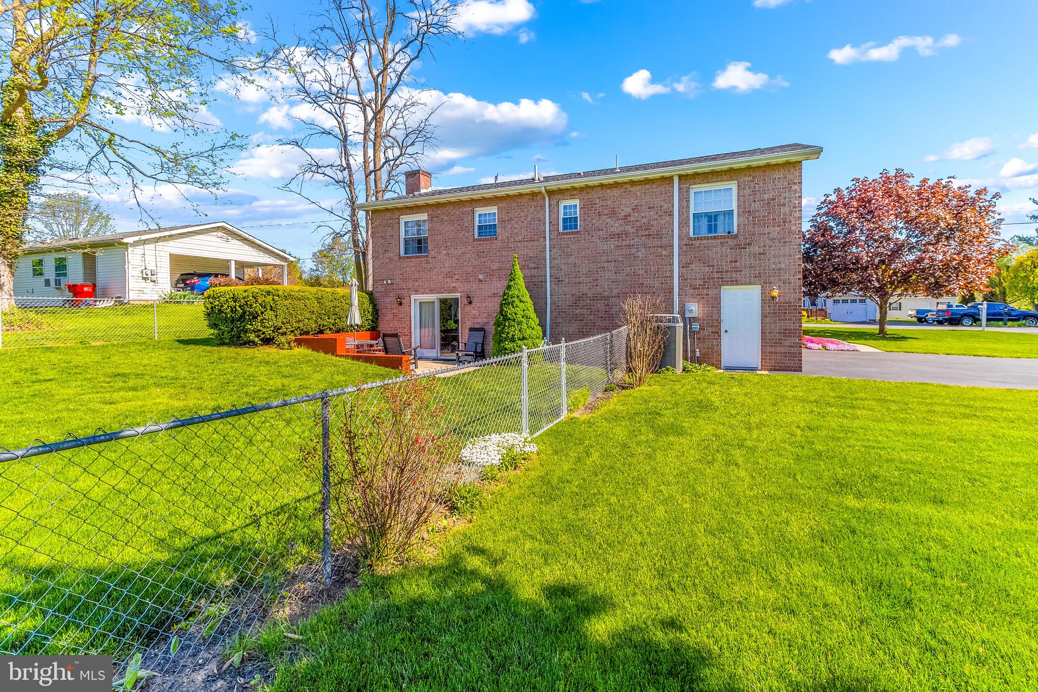 PIKESIDE MEADOWS - Residential